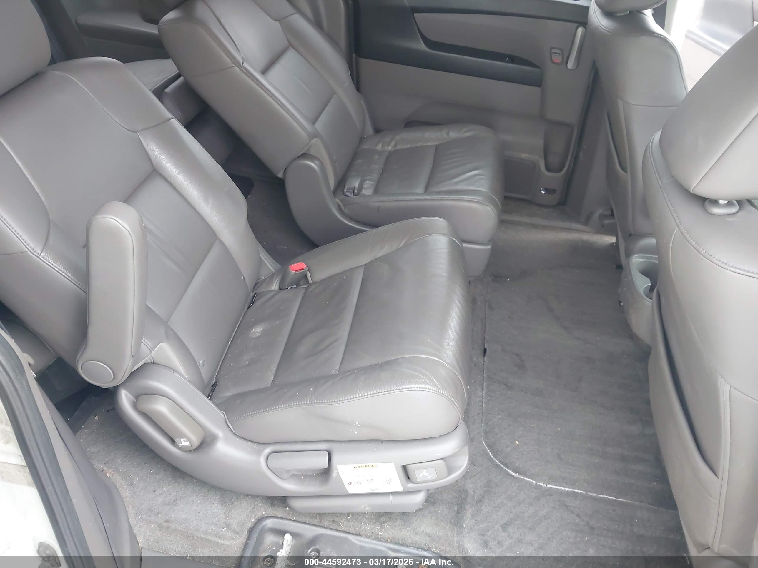 HONDA ODYSSEY image 8