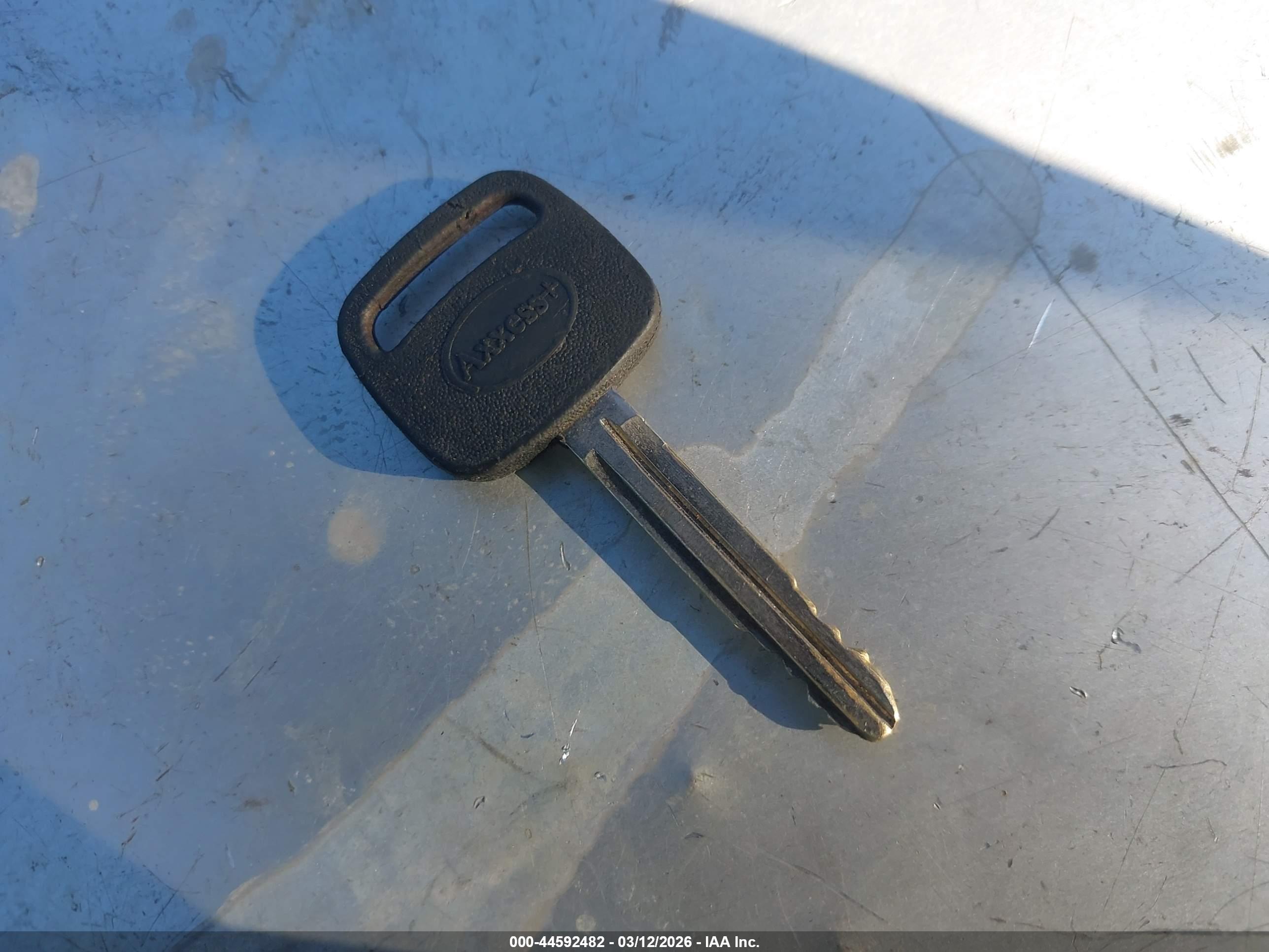 TOYOTA YARIS image 11