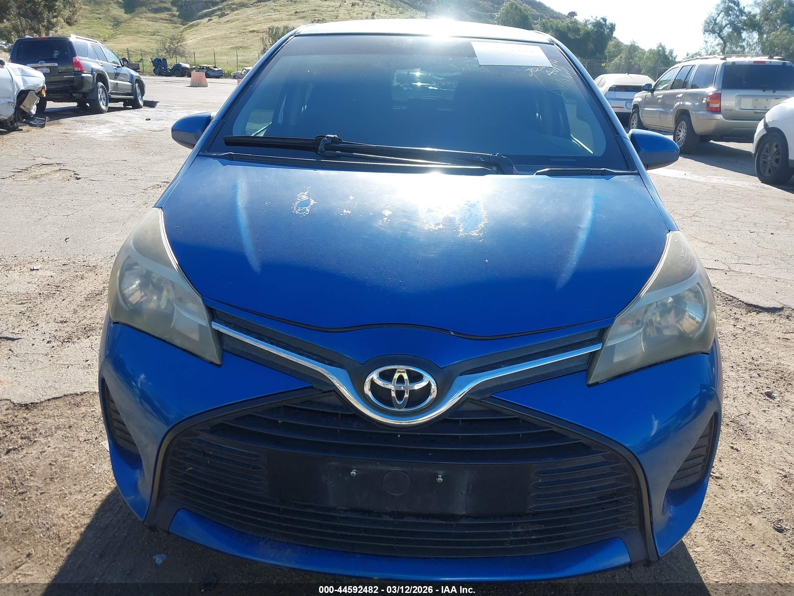 TOYOTA YARIS image 6
