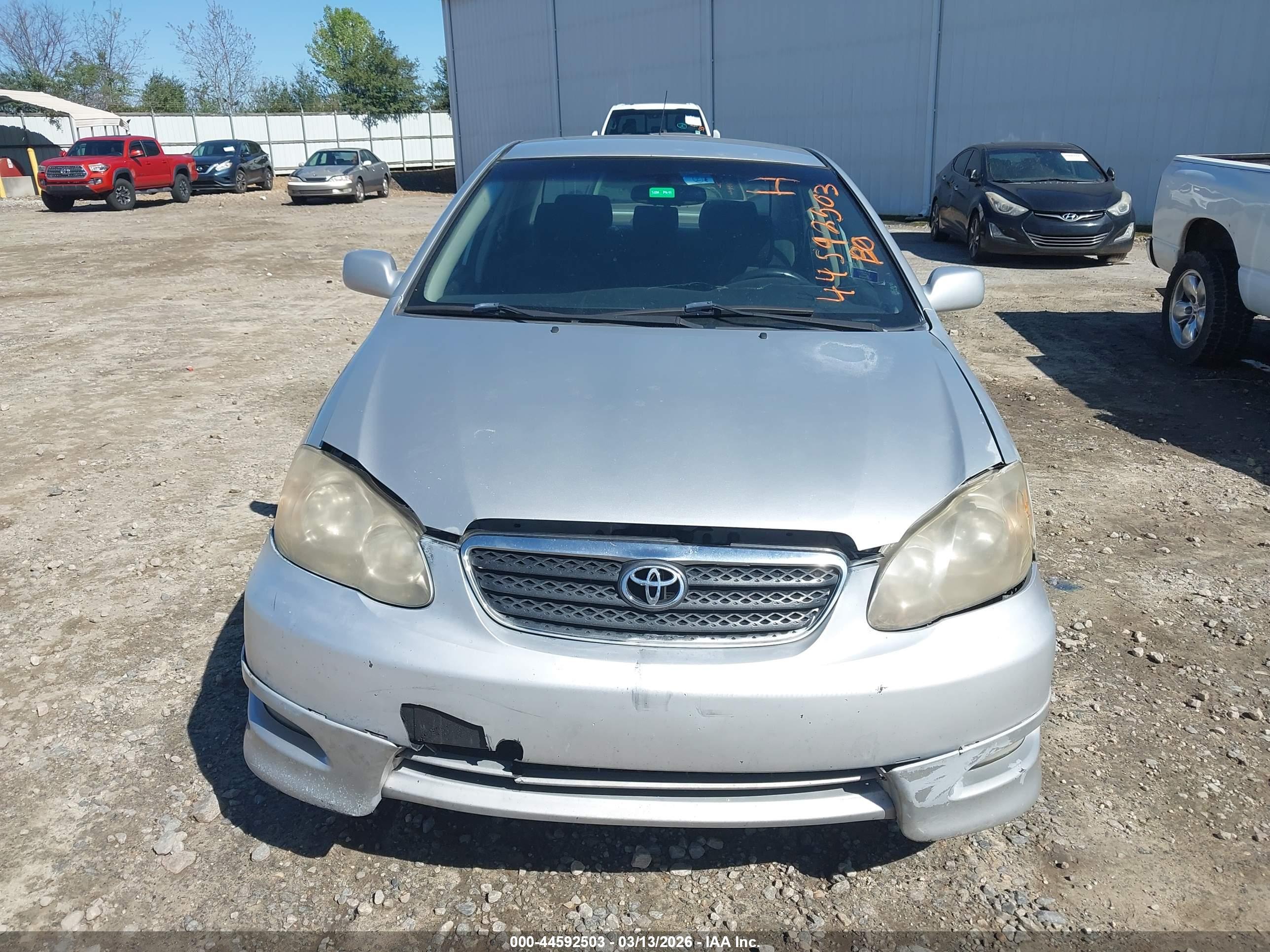 TOYOTA COROLLA image 6