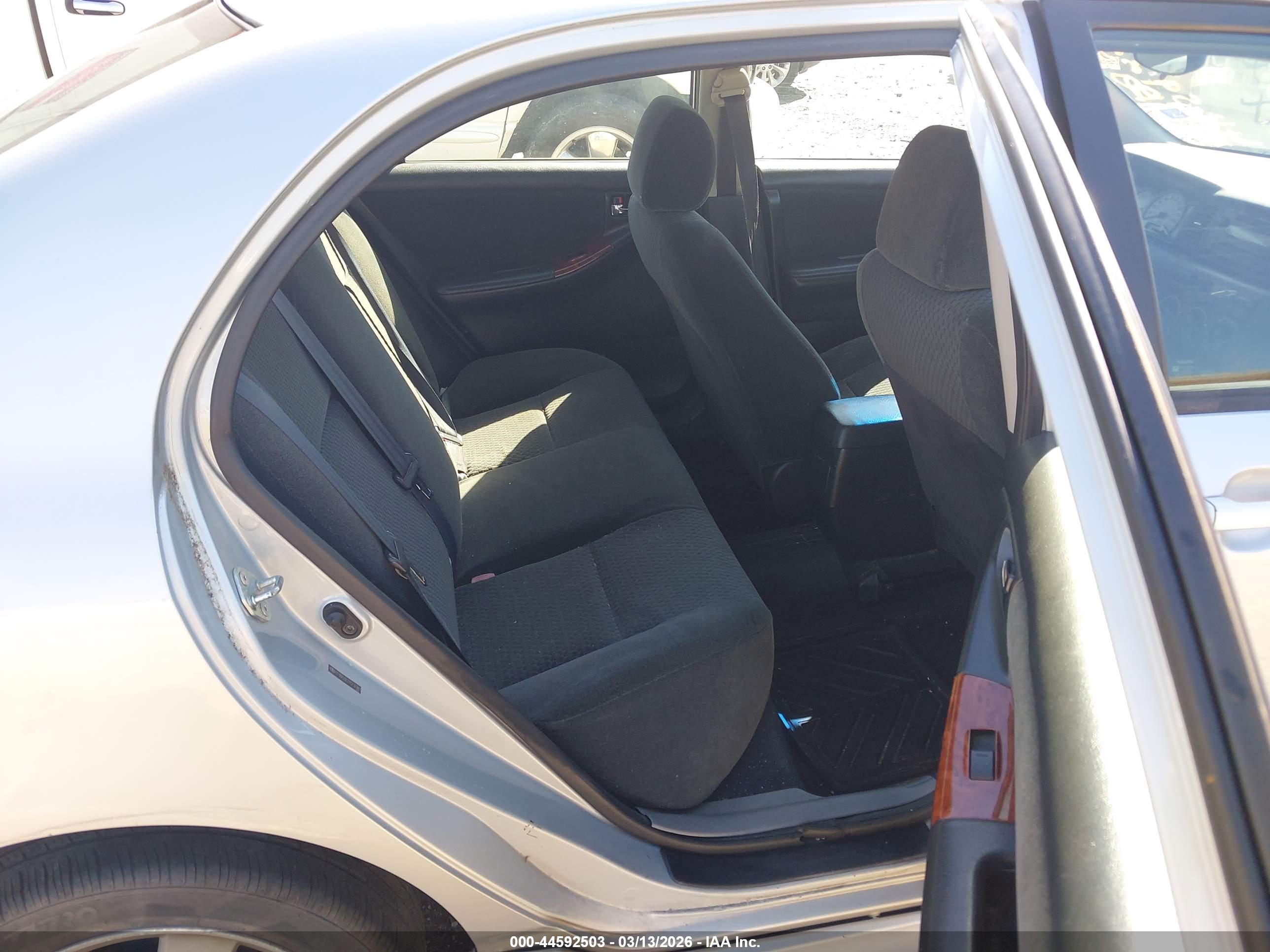 TOYOTA COROLLA image 8