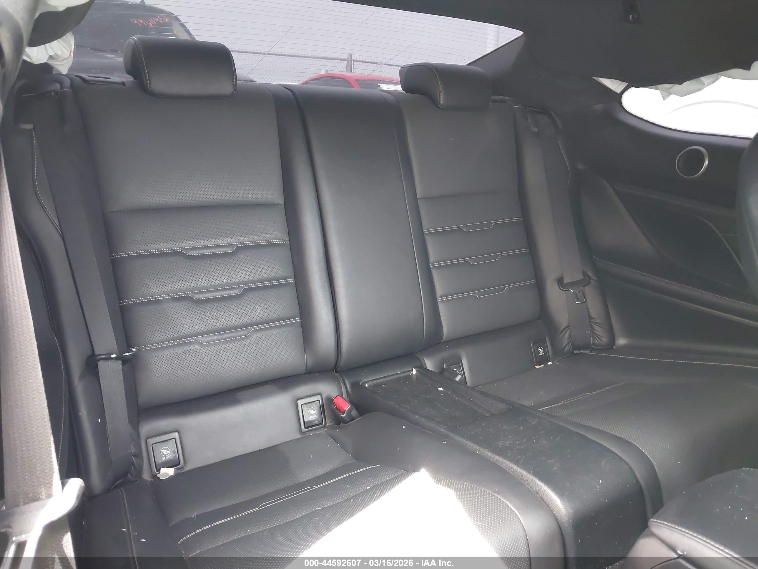 LEXUS RC image 8