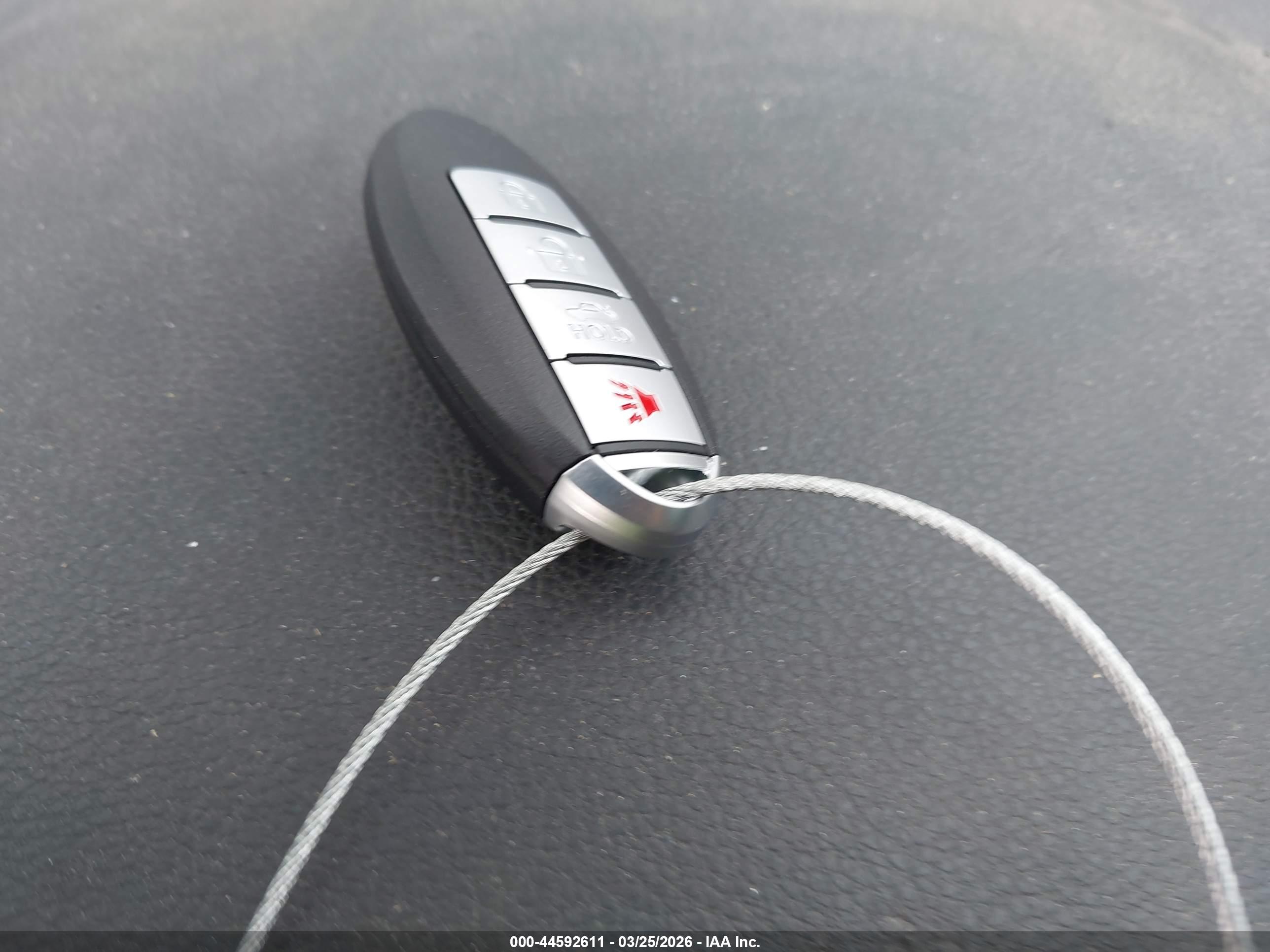 NISSAN MURANO image 11