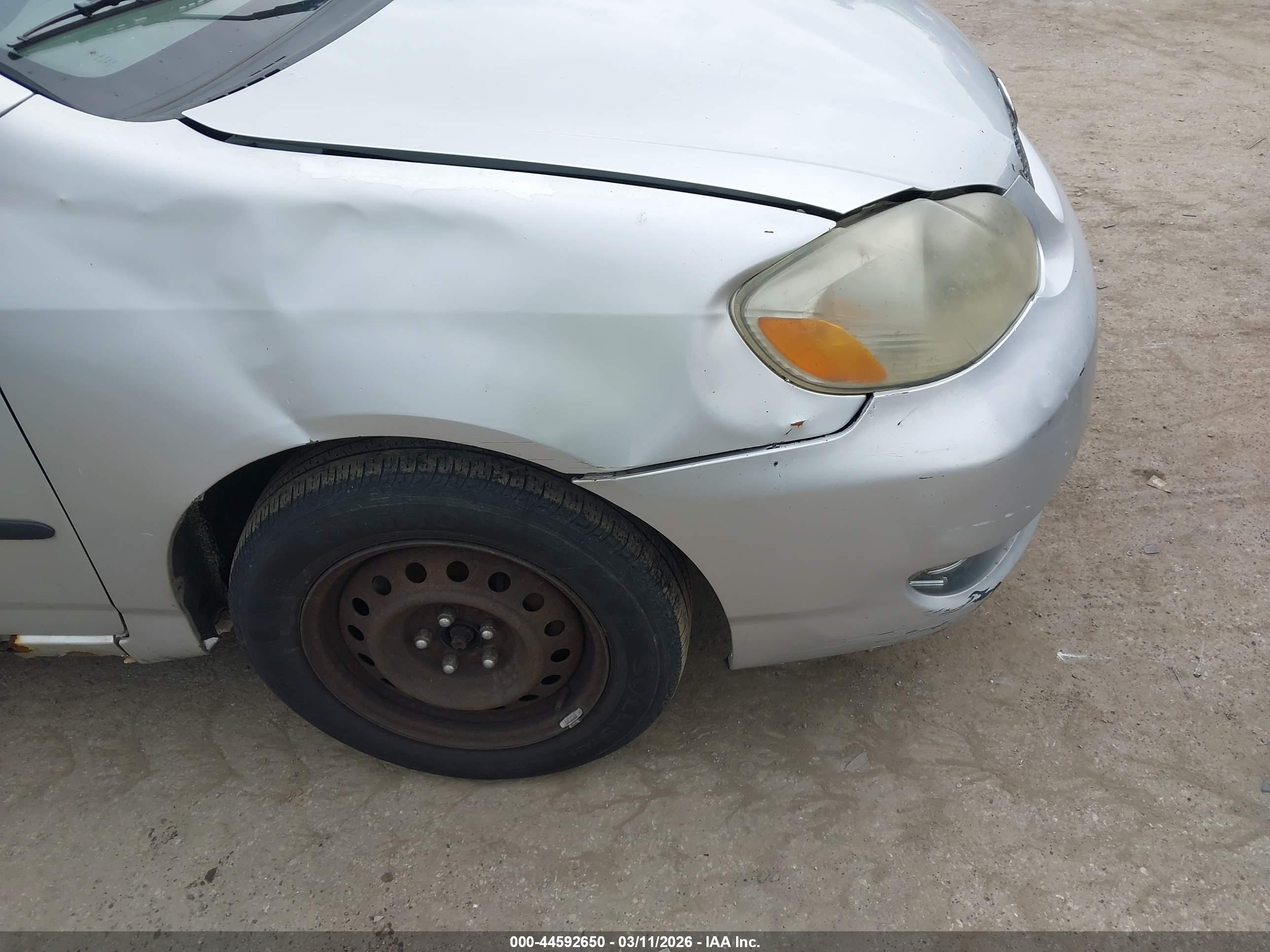 TOYOTA COROLLA image 6