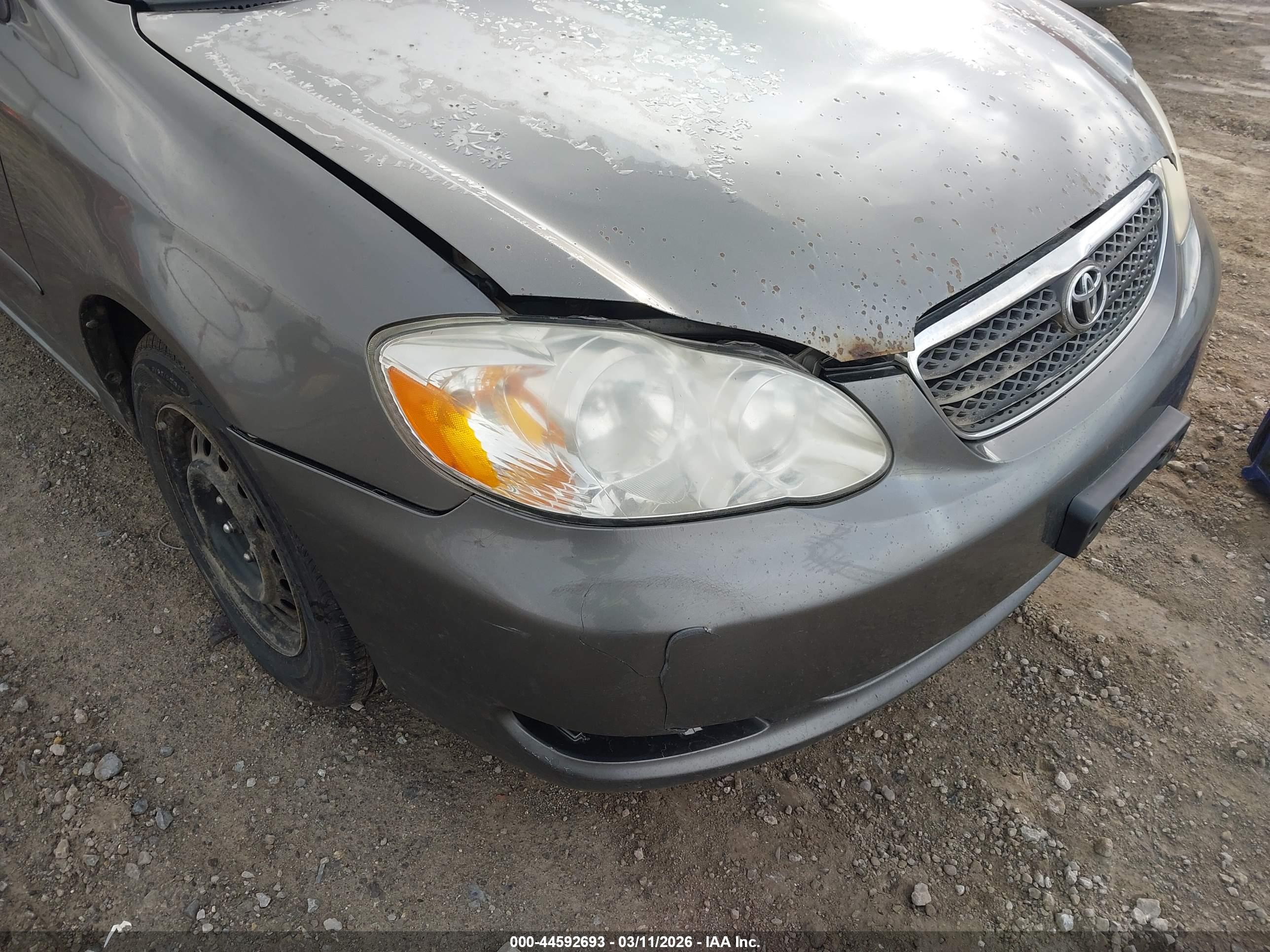 TOYOTA COROLLA image 6
