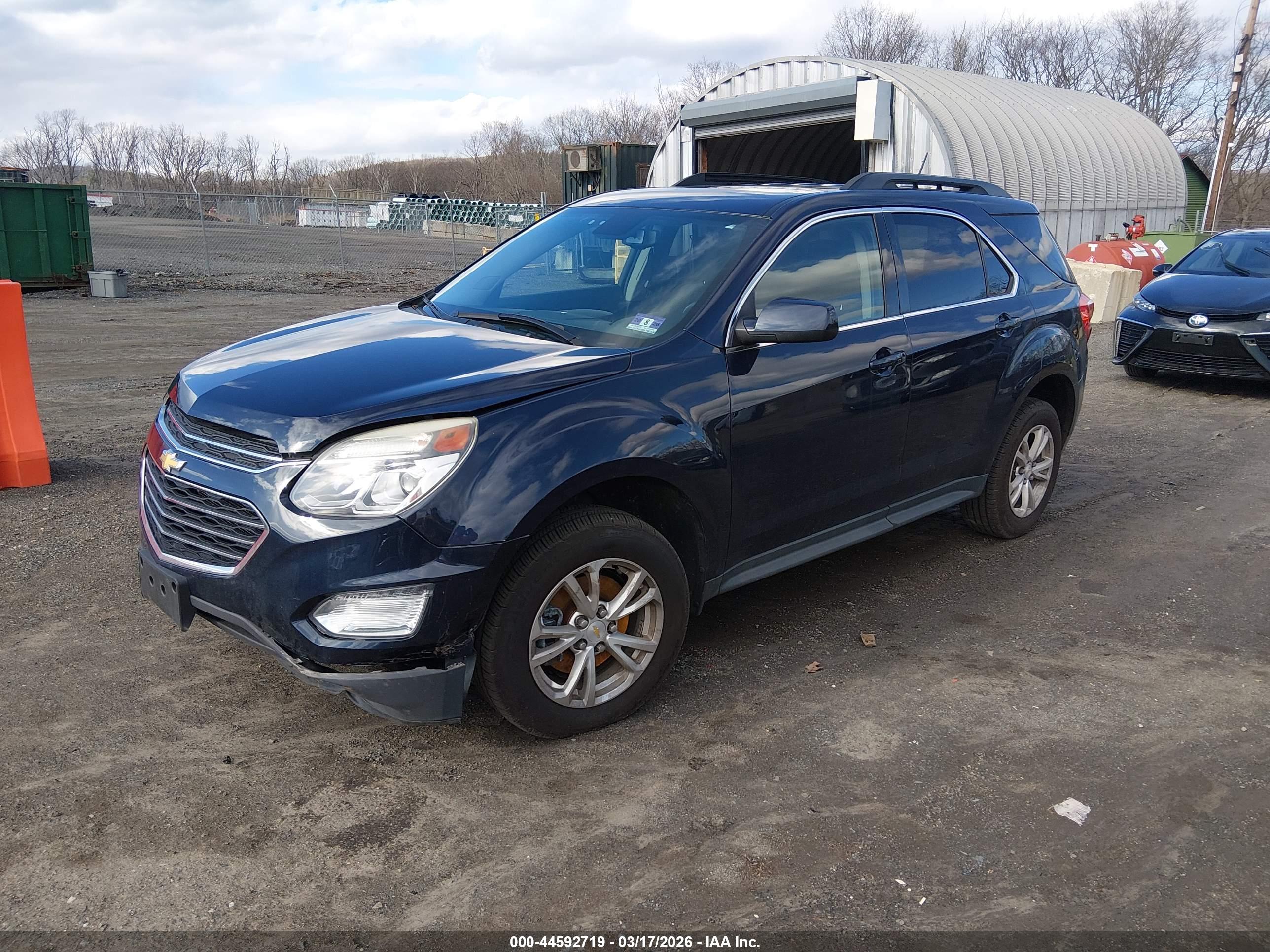 CHEVROLET EQUINOX image 2
