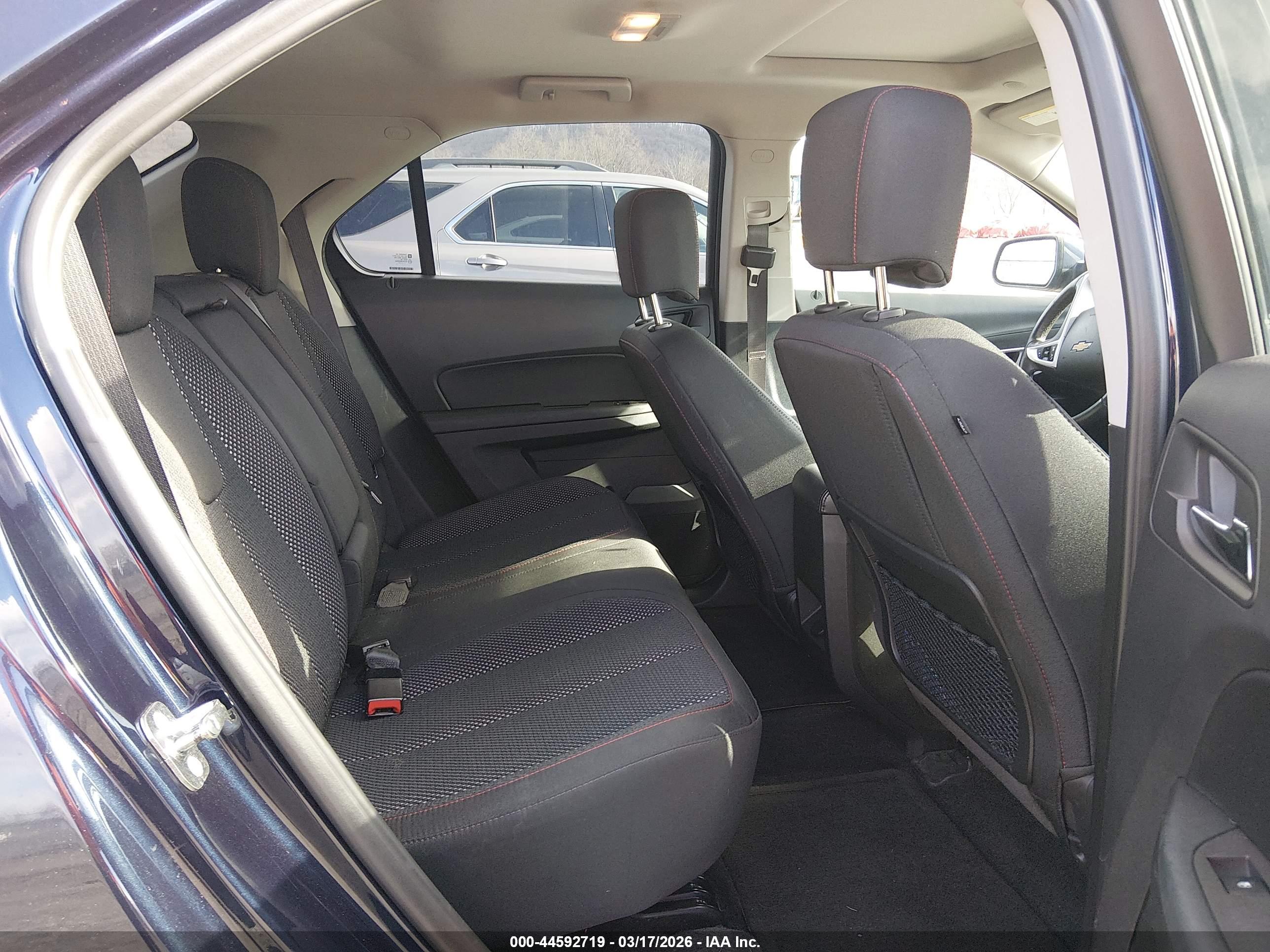 CHEVROLET EQUINOX image 8