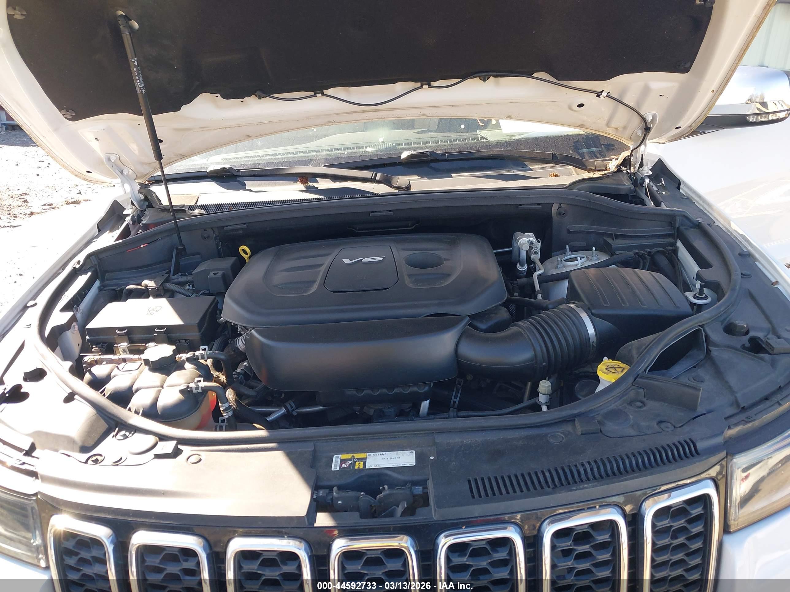 JEEP GRAND image 10
