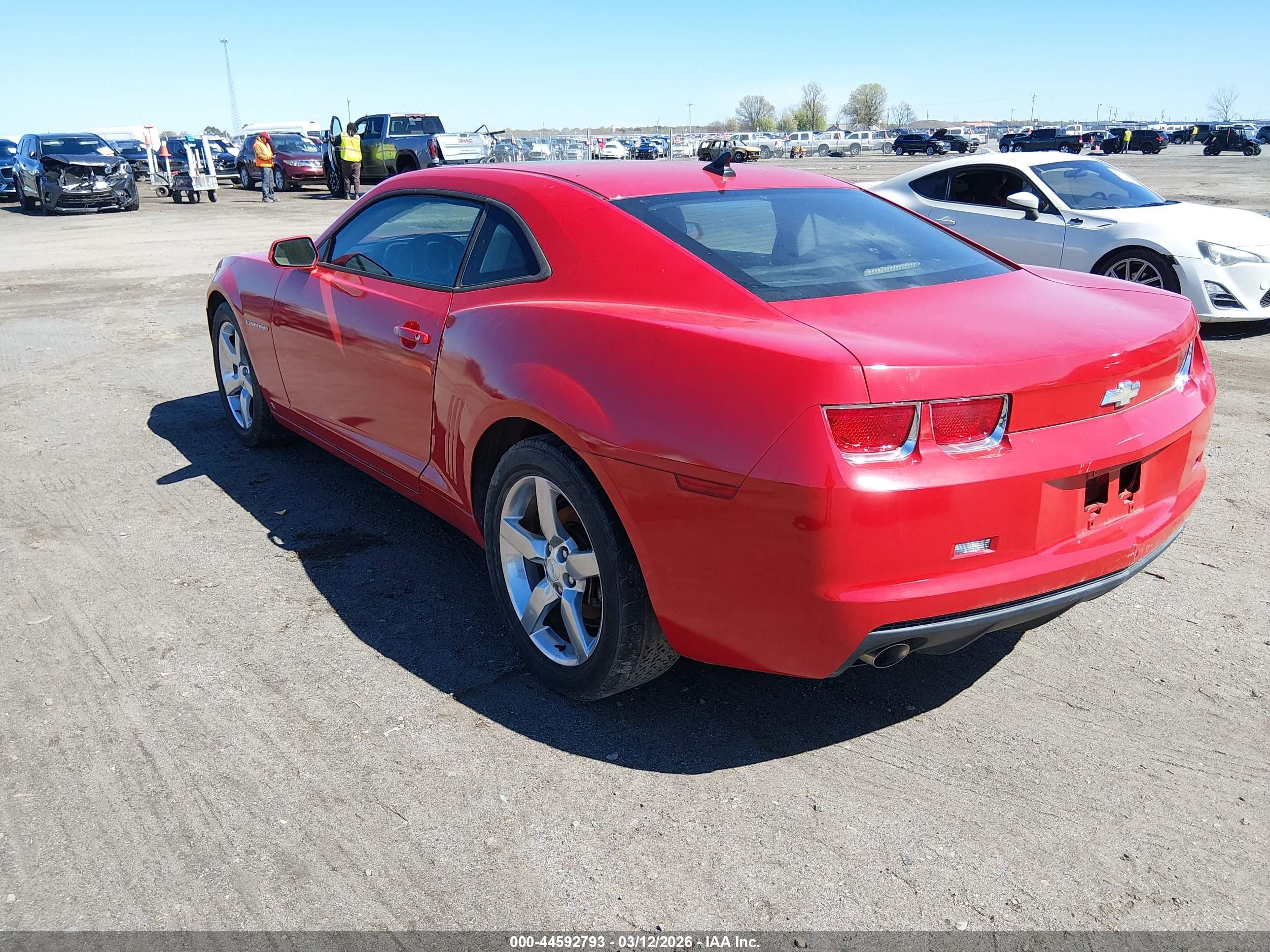 CHEVROLET CAMARO image 3