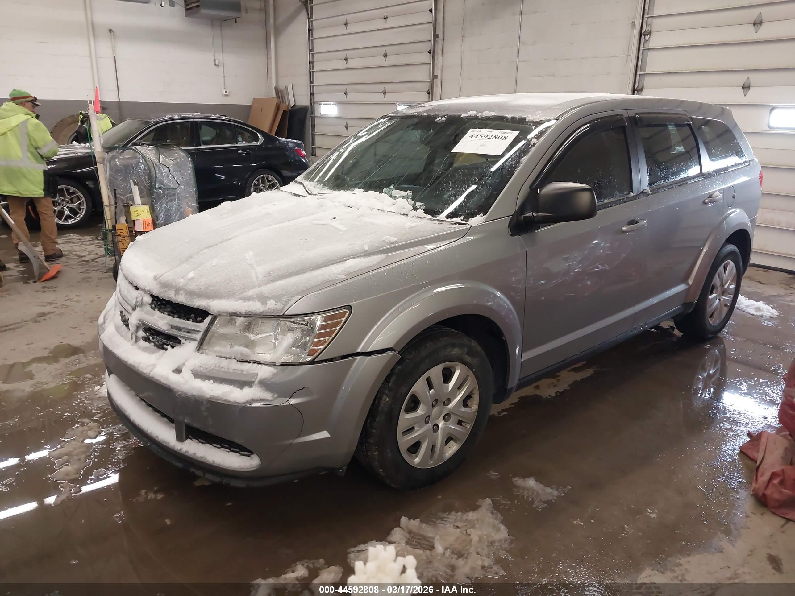 DODGE JOURNEY image 2