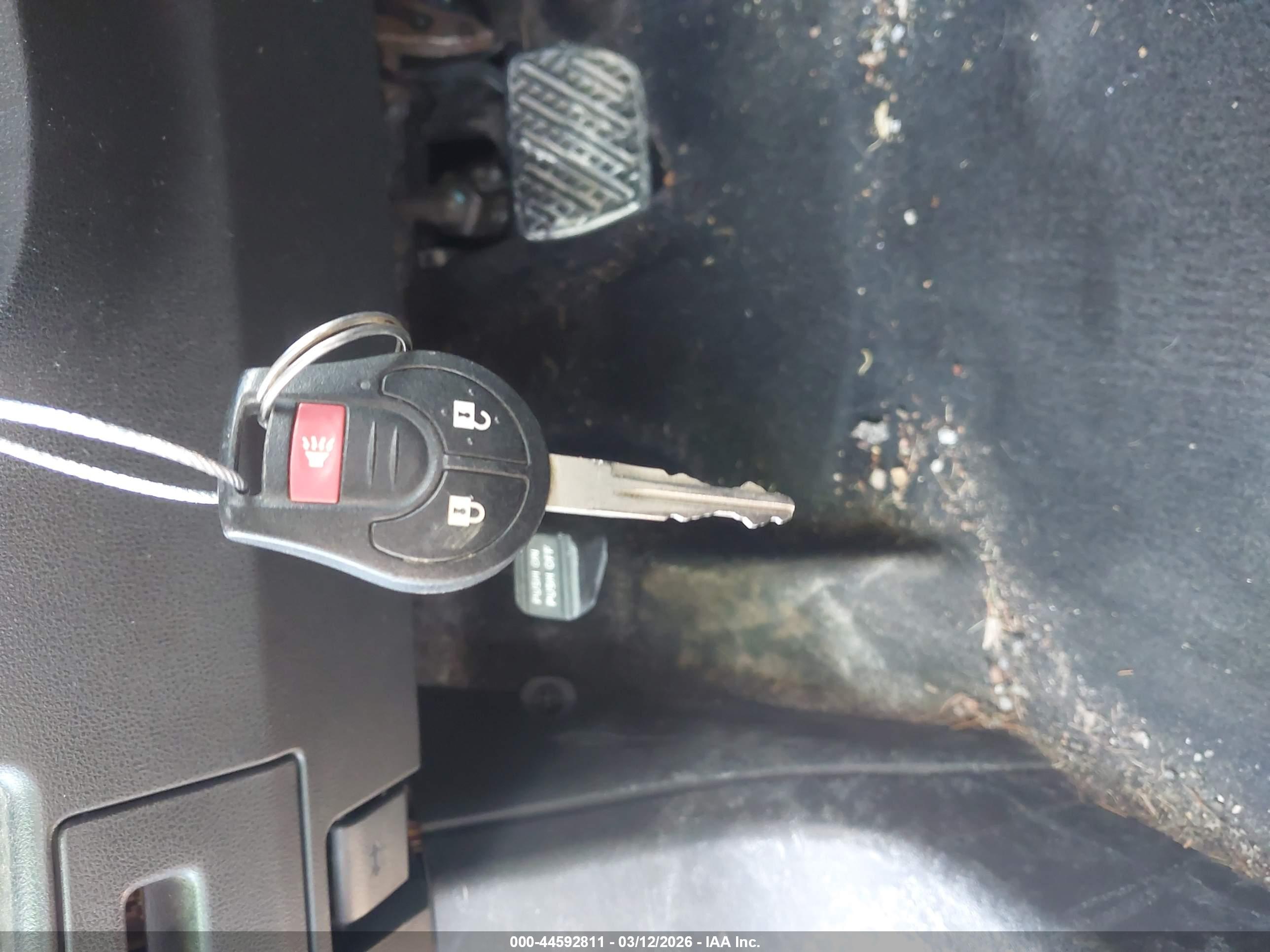 NISSAN ROGUE image 11