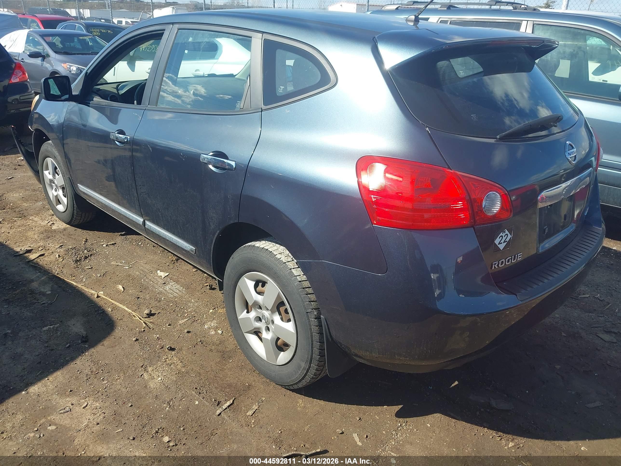 NISSAN ROGUE image 3