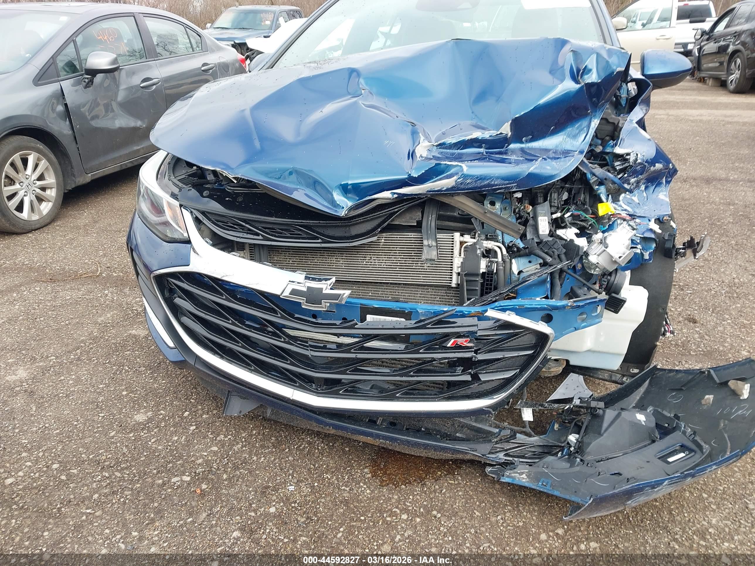 CHEVROLET CRUZE image 6