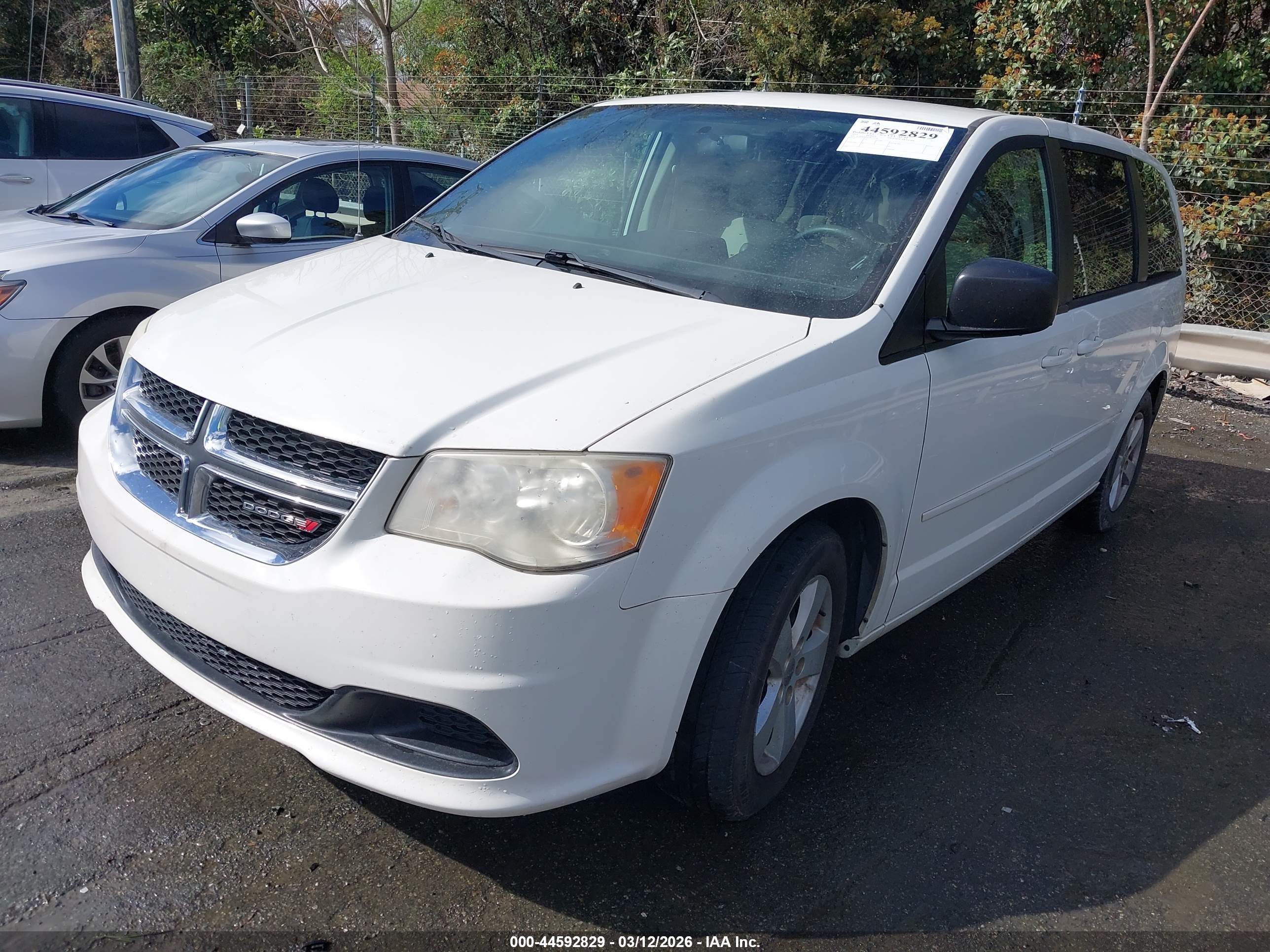 DODGE GRAND image 2