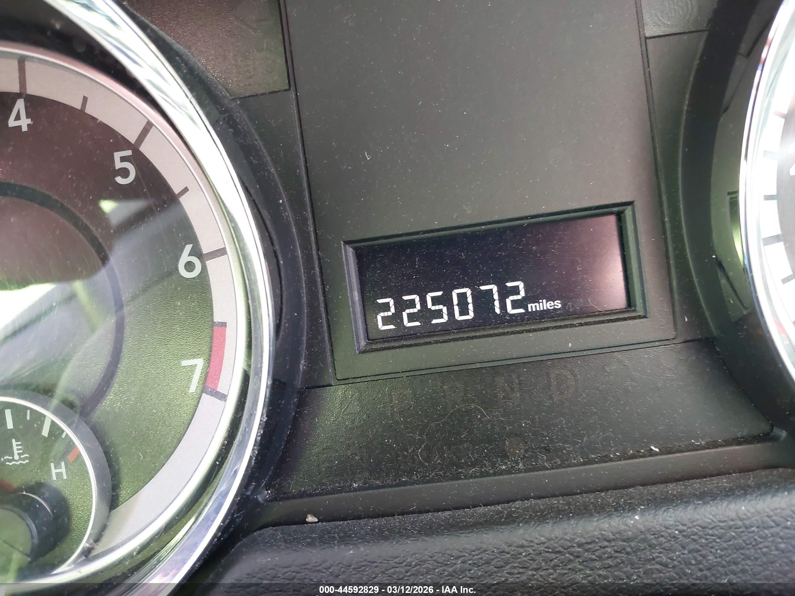 DODGE GRAND image 7