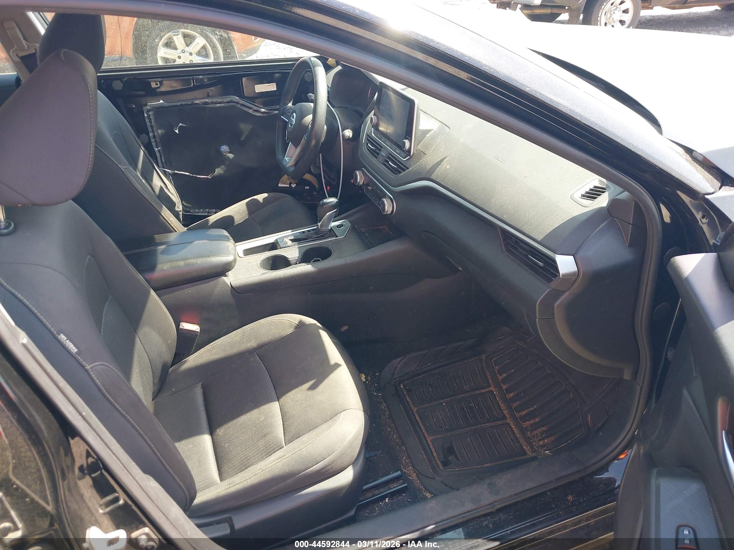NISSAN ALTIMA image 5
