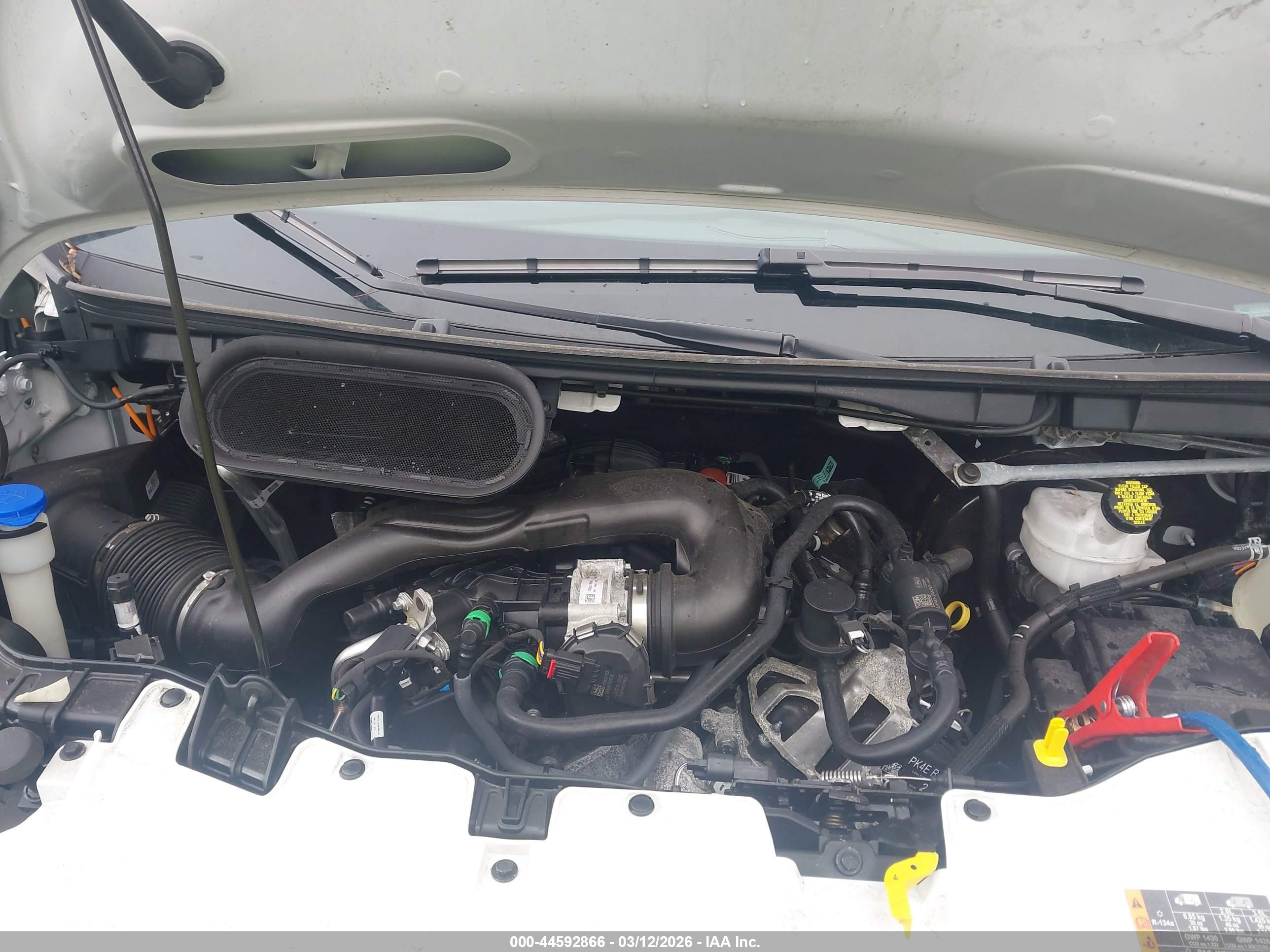 FORD TRANSIT-250 image 10