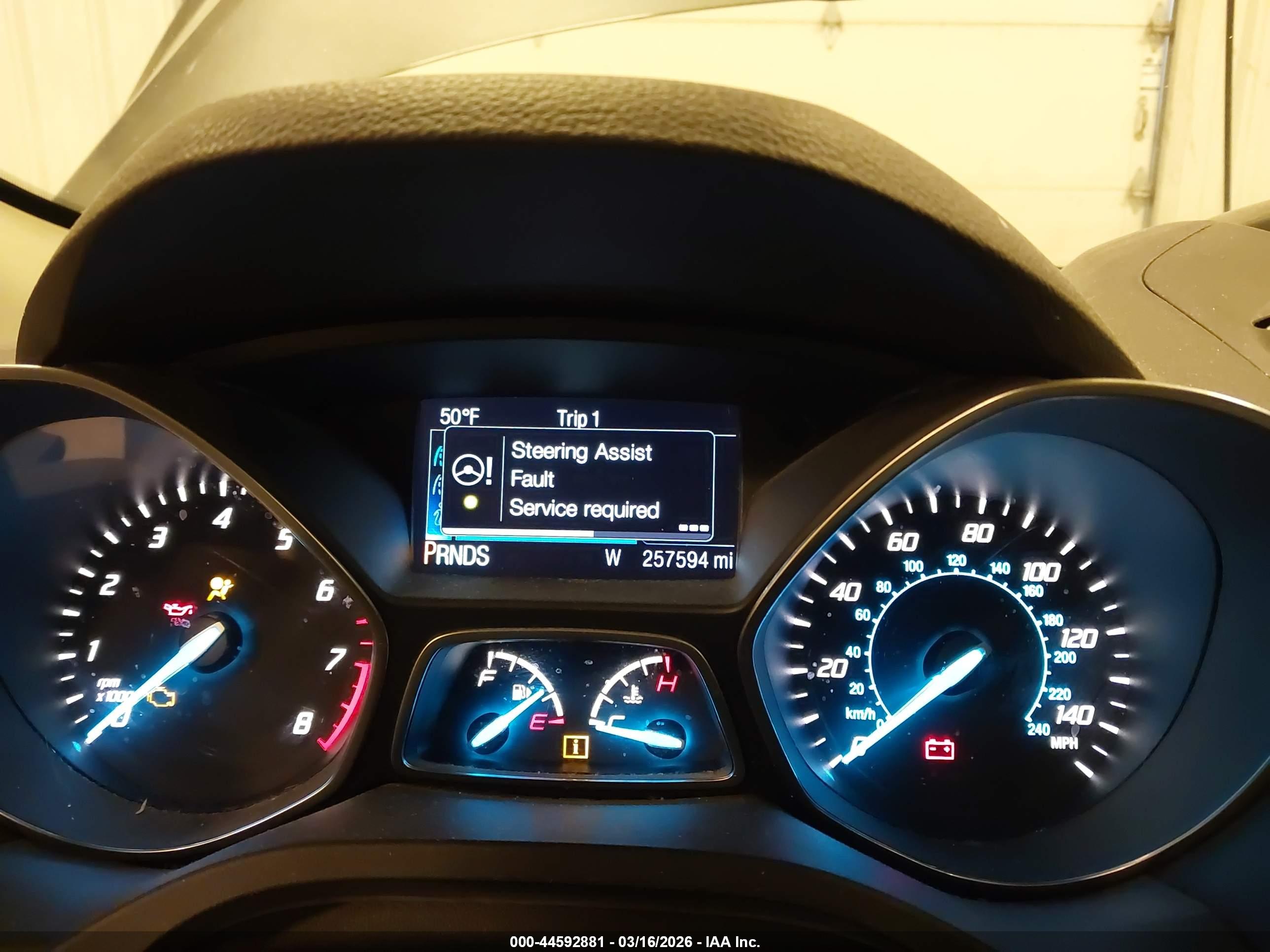 FORD ESCAPE image 7