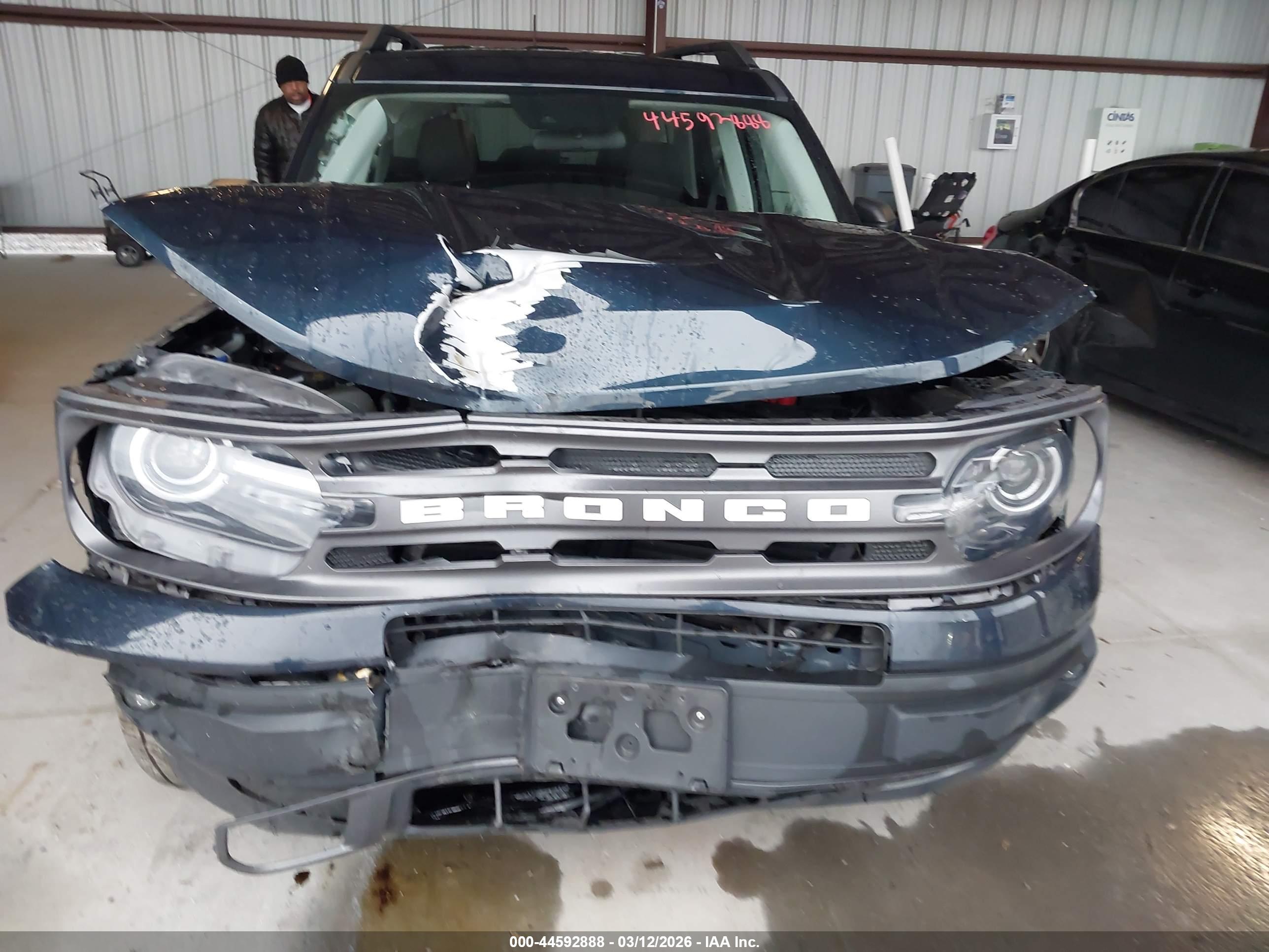 FORD BRONCO image 6