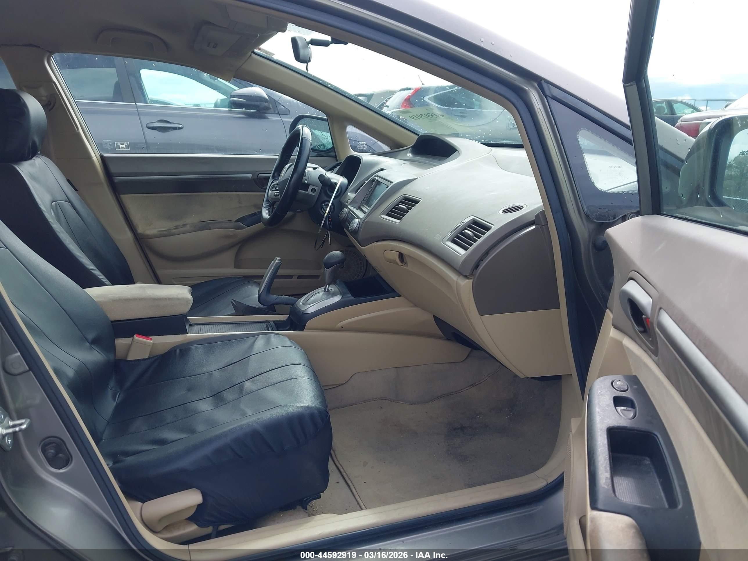 HONDA CIVIC image 5
