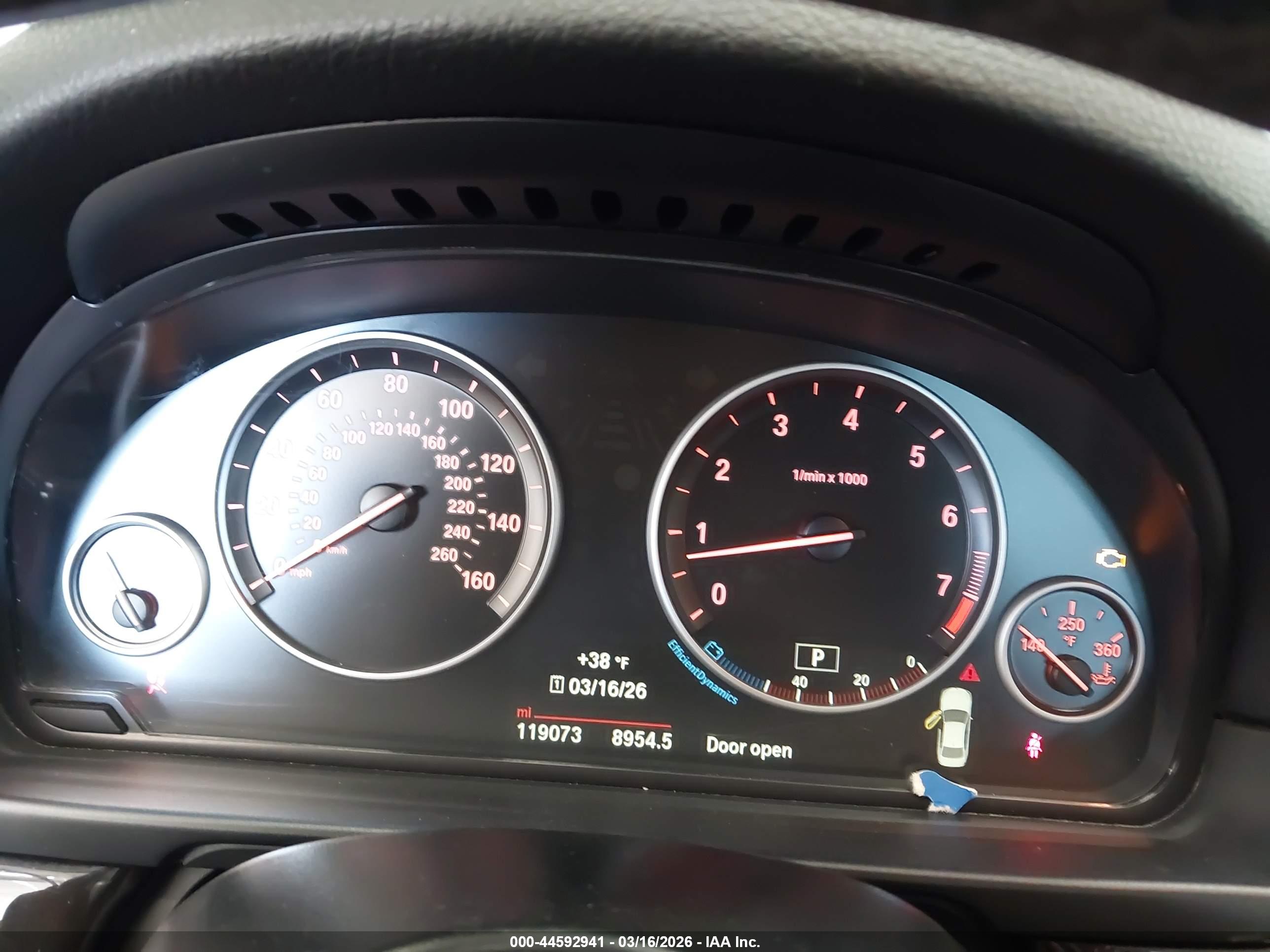 BMW 528I image 7