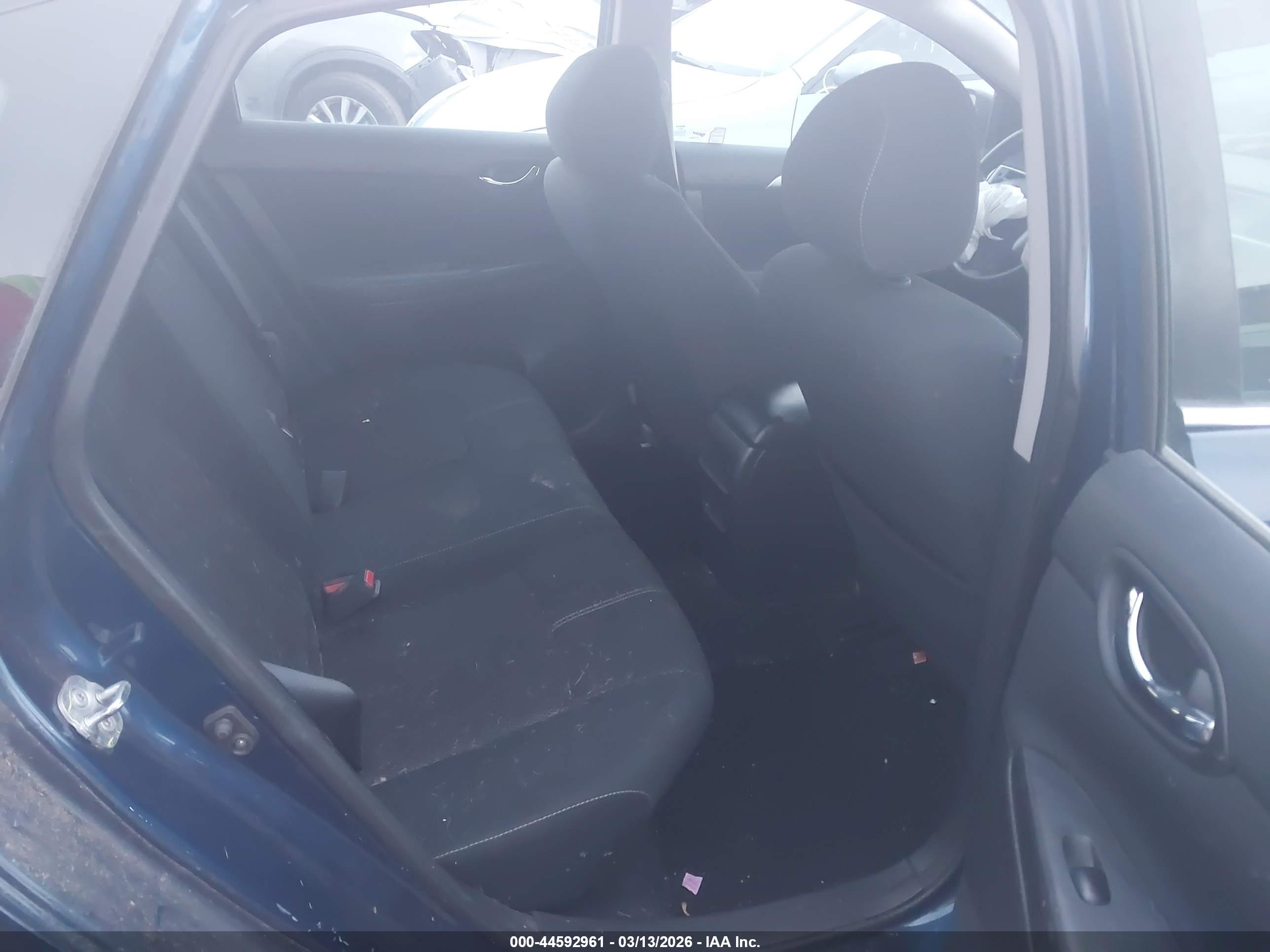 NISSAN SENTRA image 8