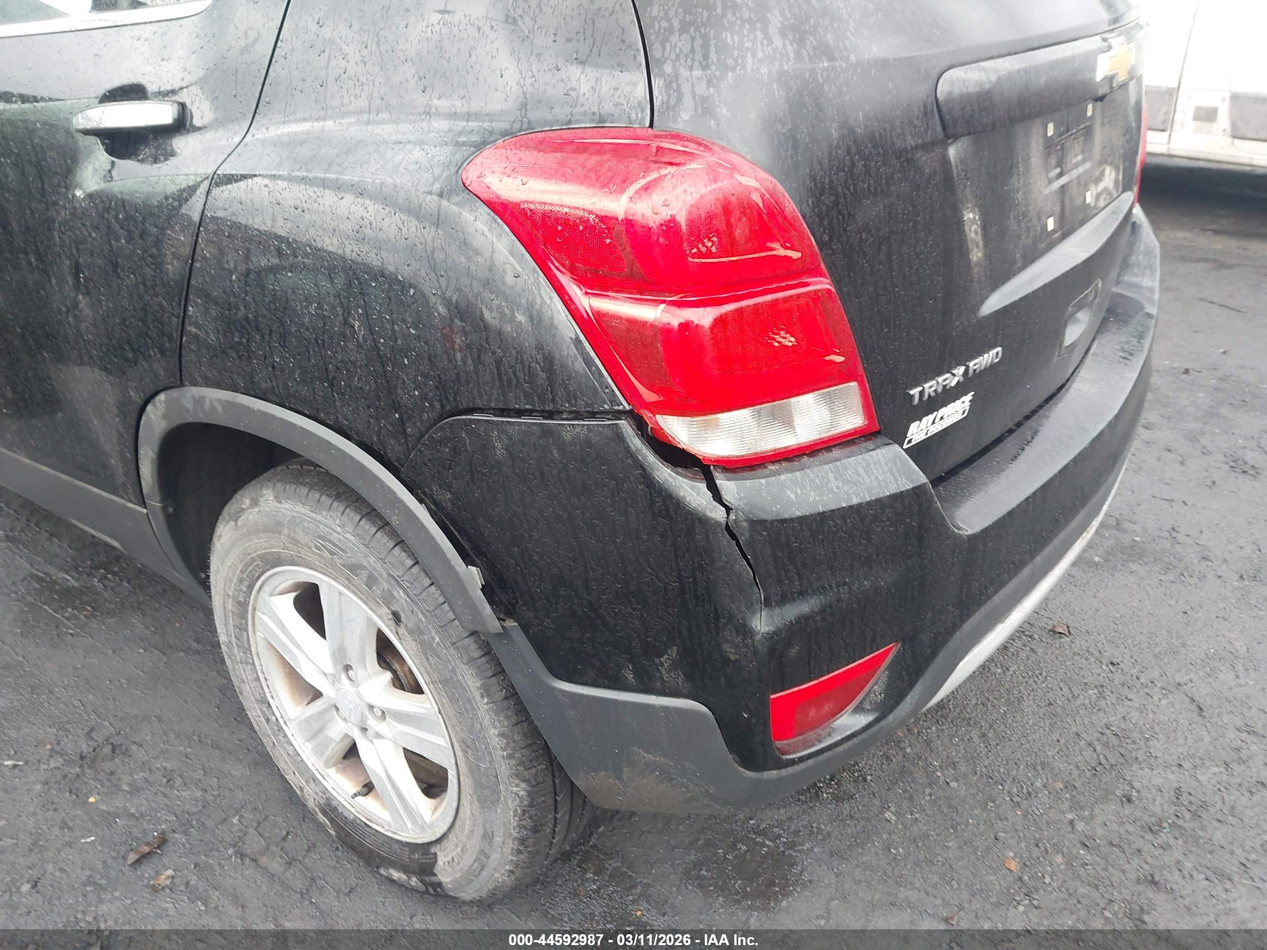 CHEVROLET TRAX image 6