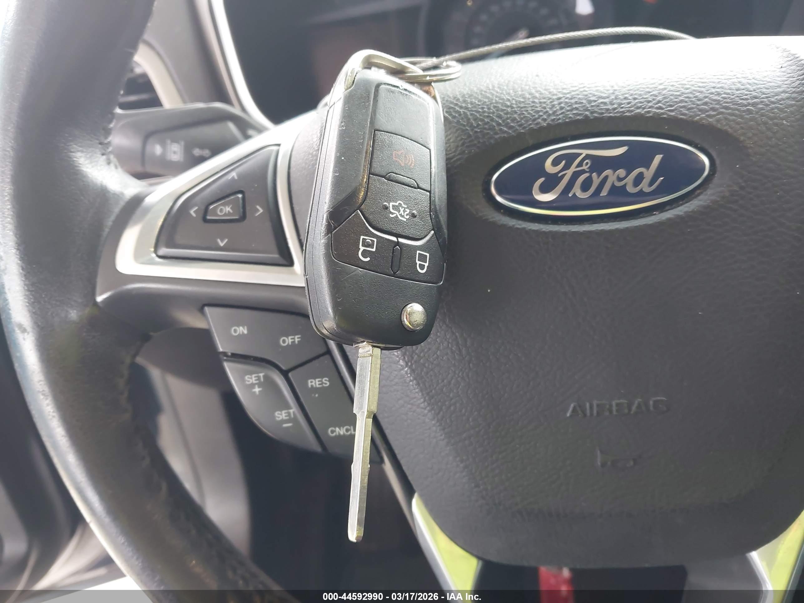 FORD FUSION image 11