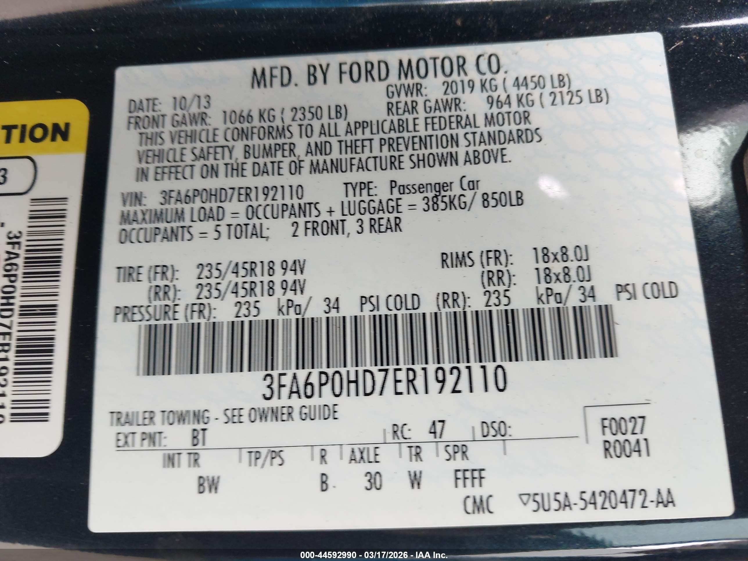 FORD FUSION image 9