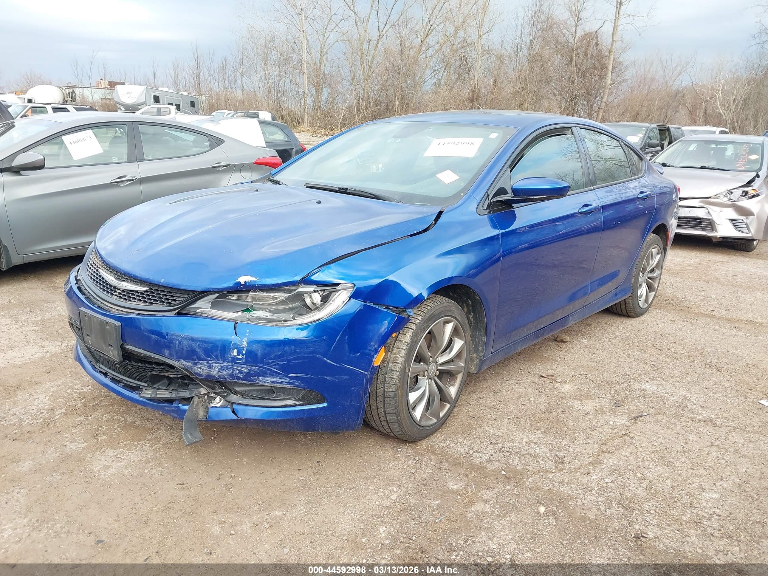 CHRYSLER 200 image 2