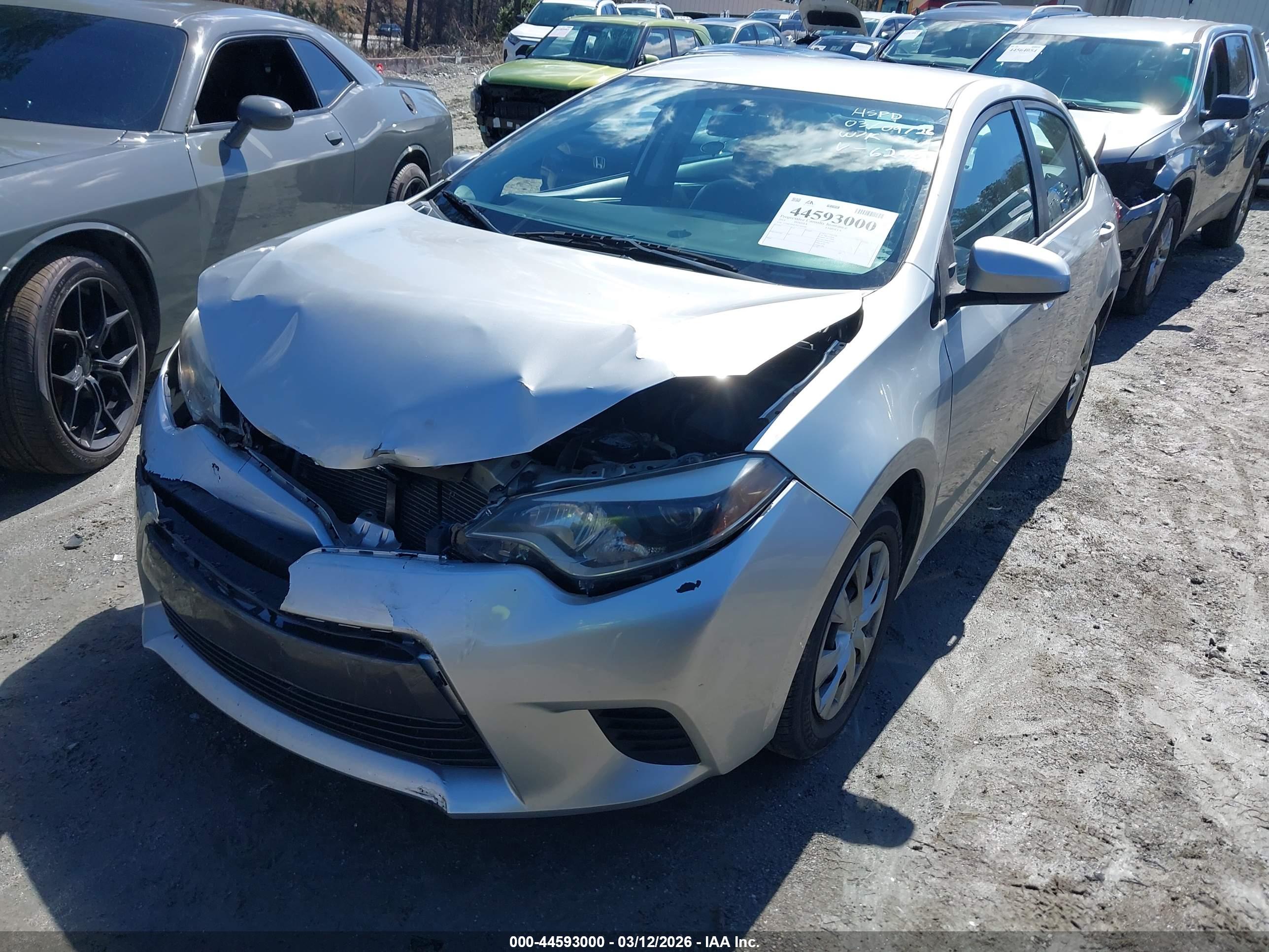 TOYOTA COROLLA image 2