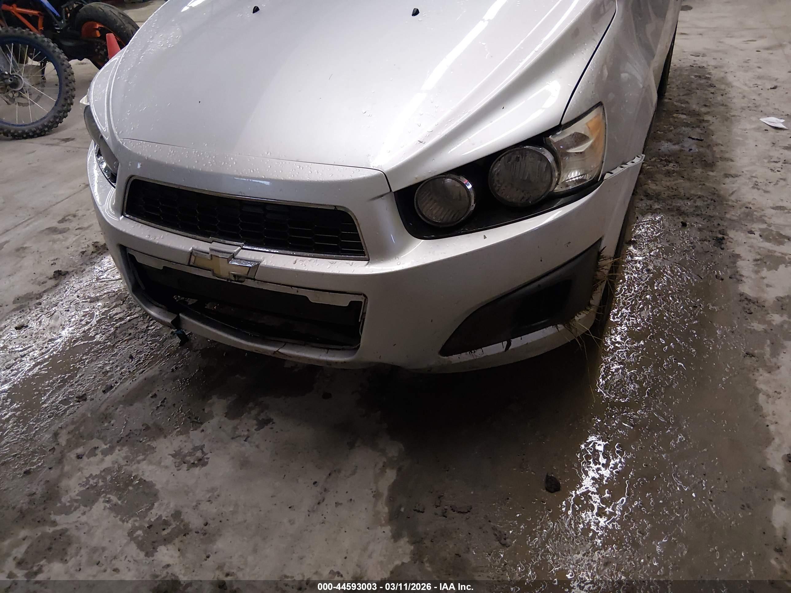 CHEVROLET SONIC image 6