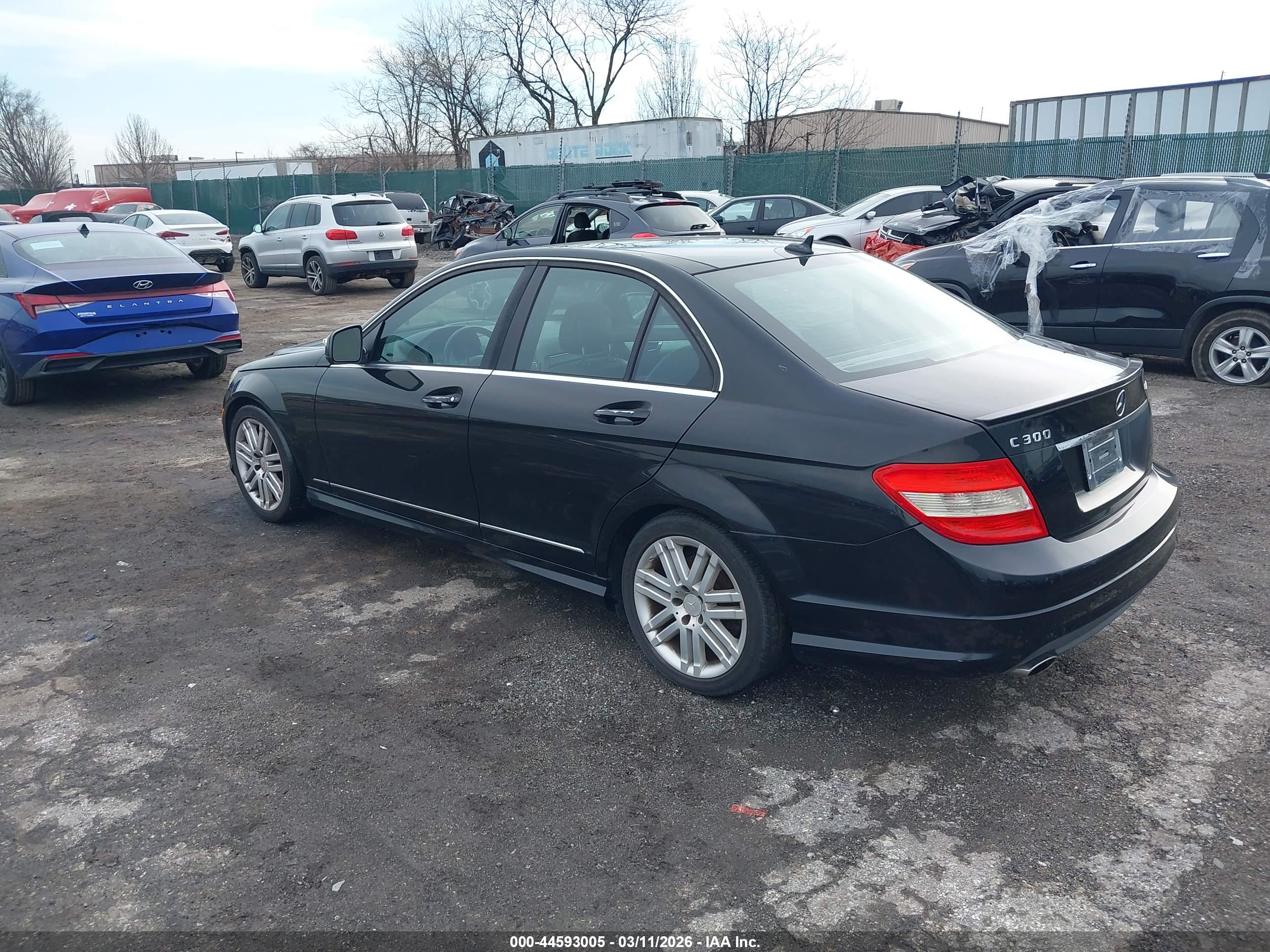 MERCEDES-BENZ C image 3