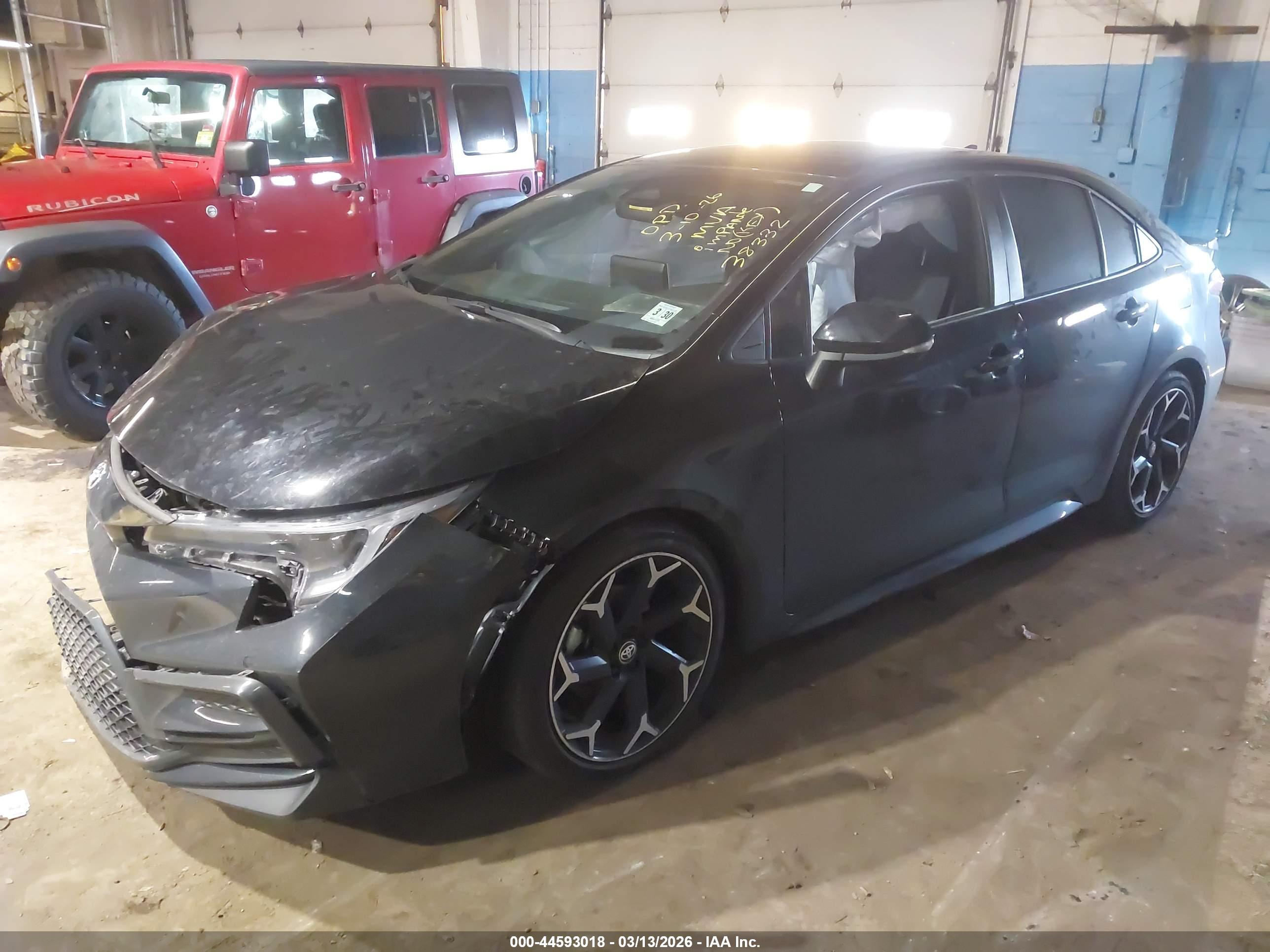 TOYOTA COROLLA image 2