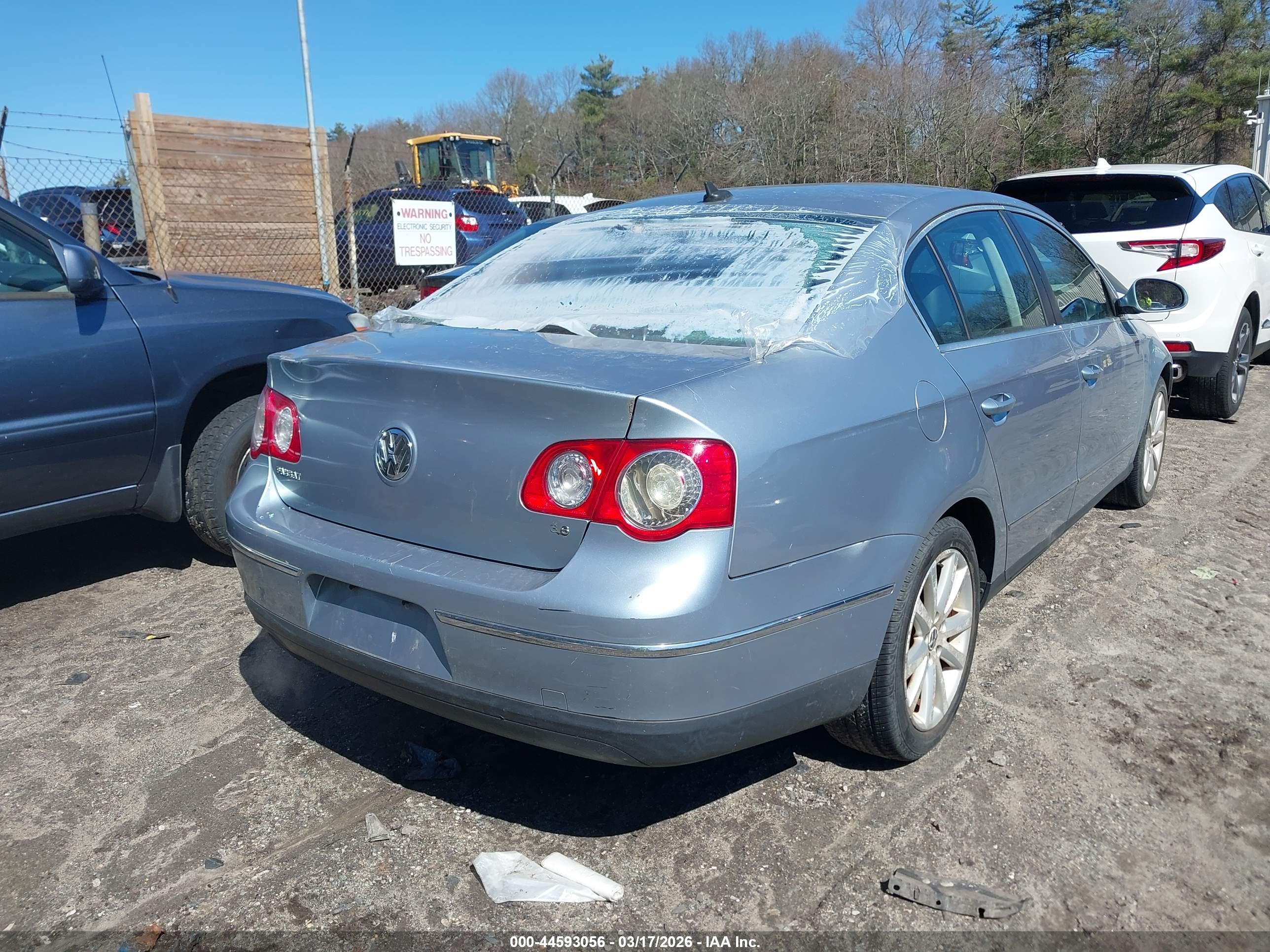VOLKSWAGEN PASSAT image 4