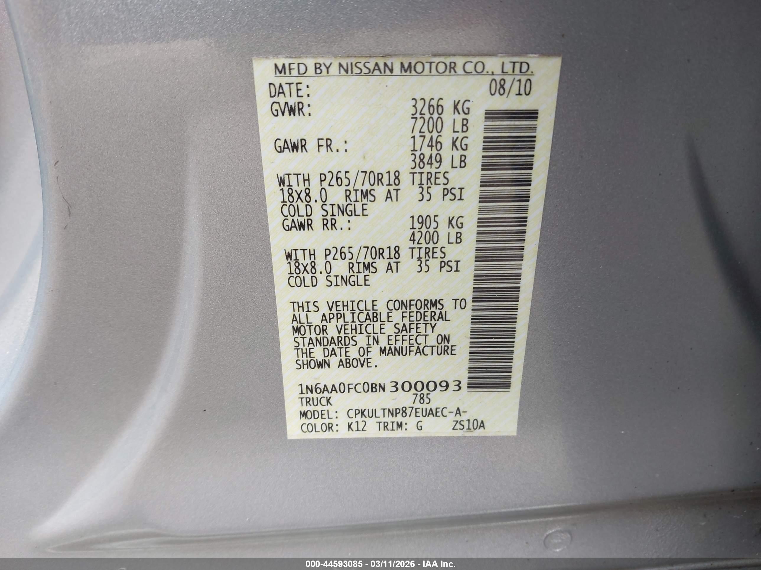 NISSAN TITAN image 9
