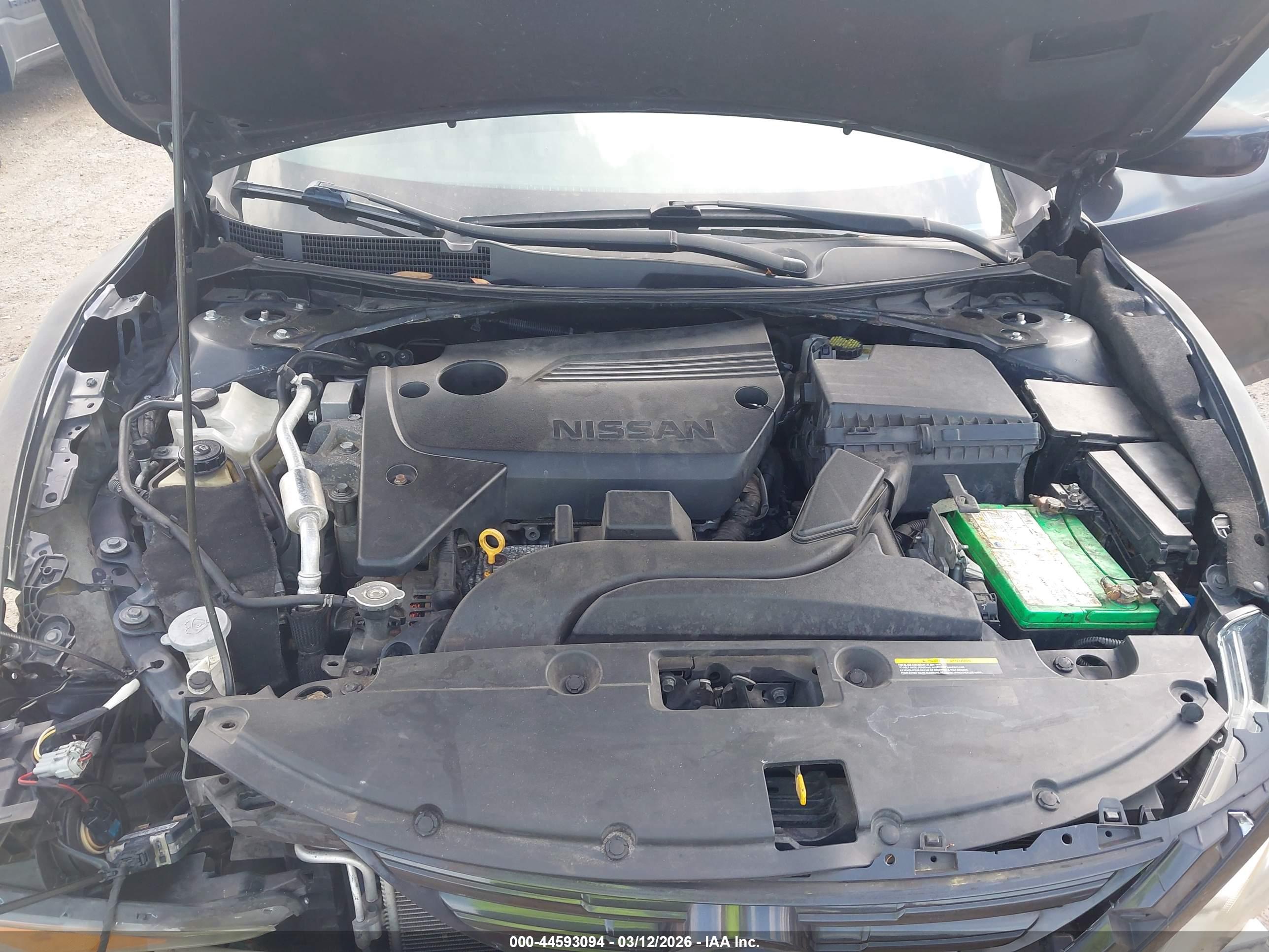 NISSAN ALTIMA image 10