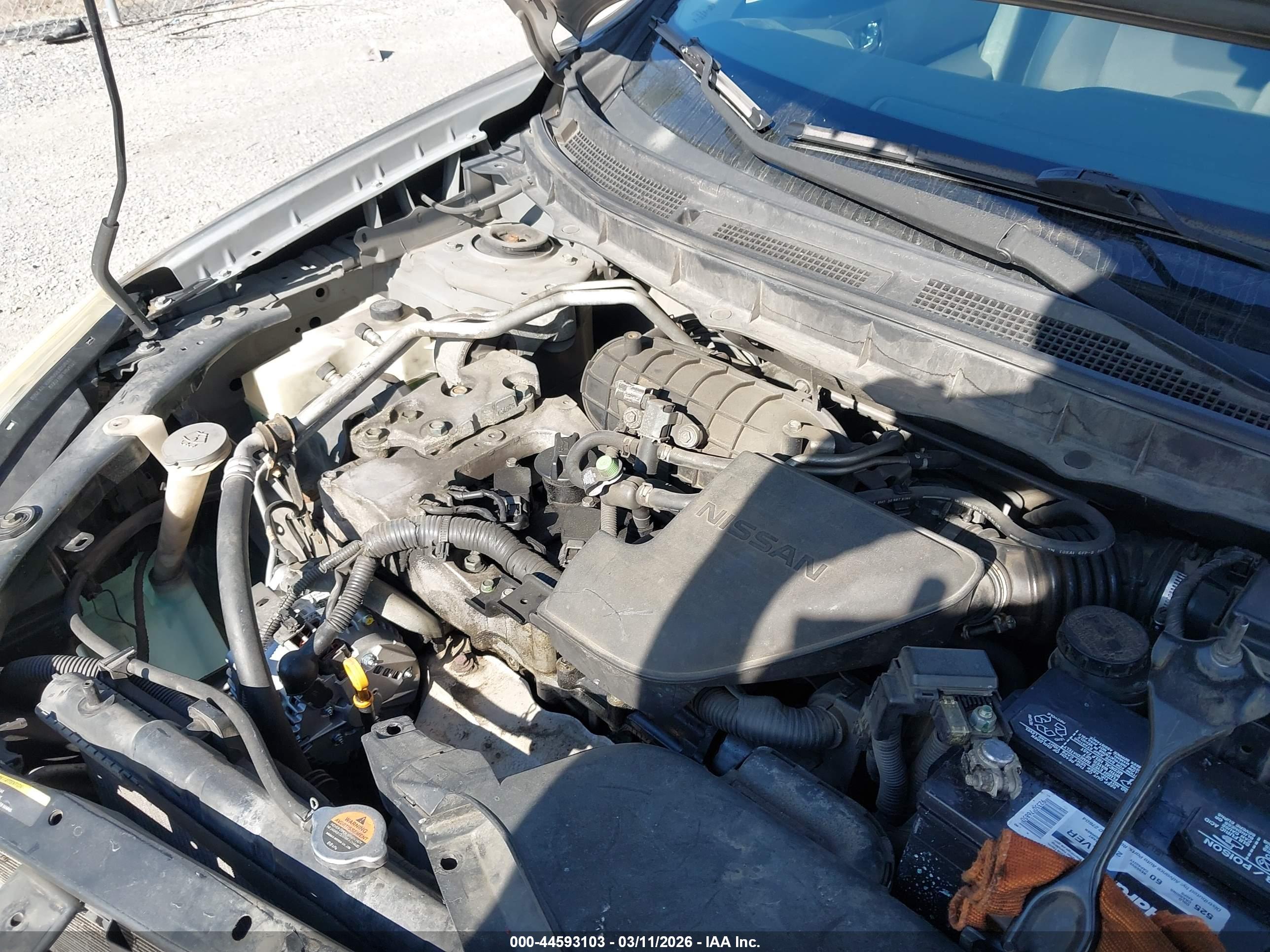 NISSAN ROGUE image 10