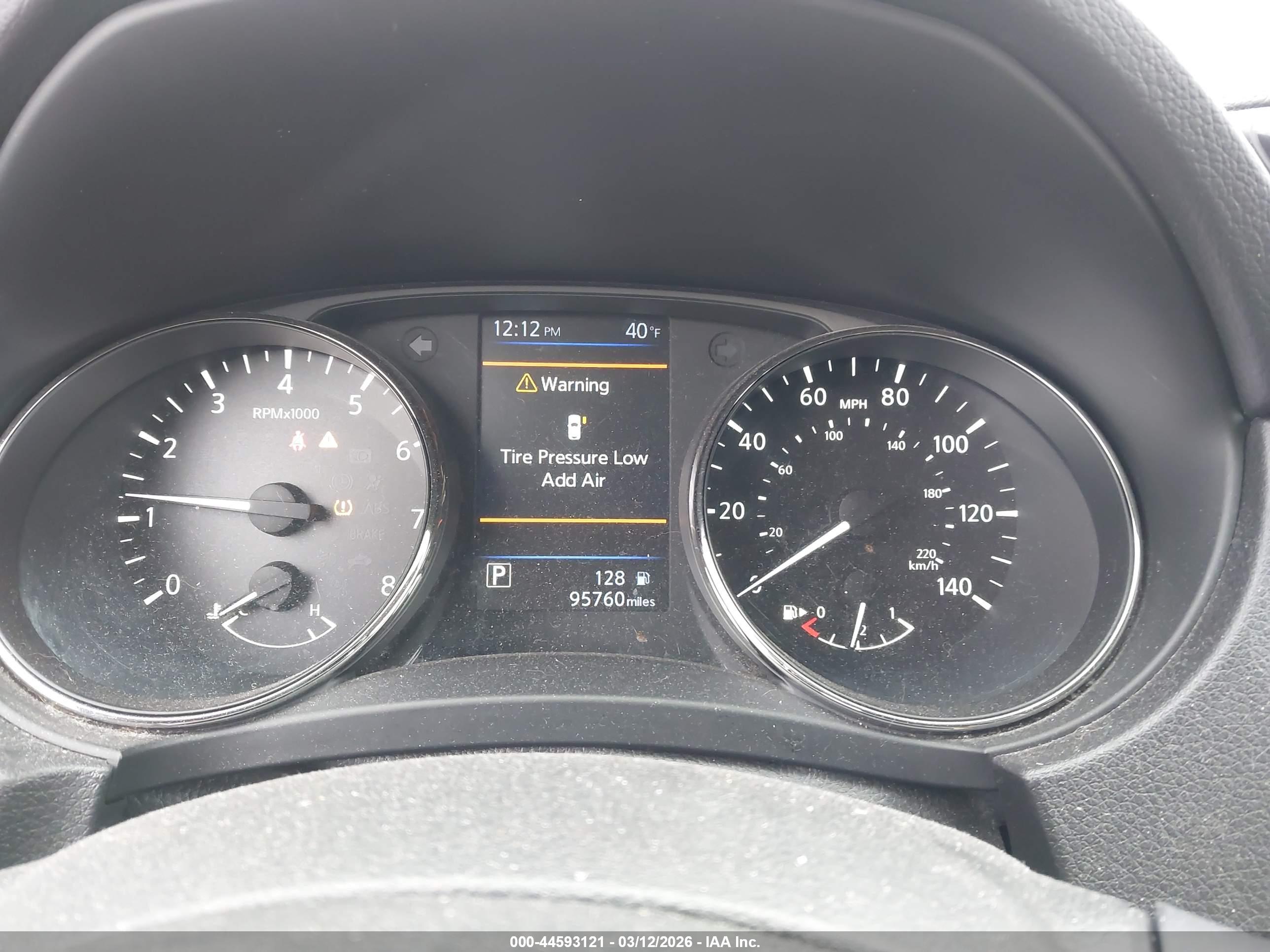 NISSAN ROGUE image 7
