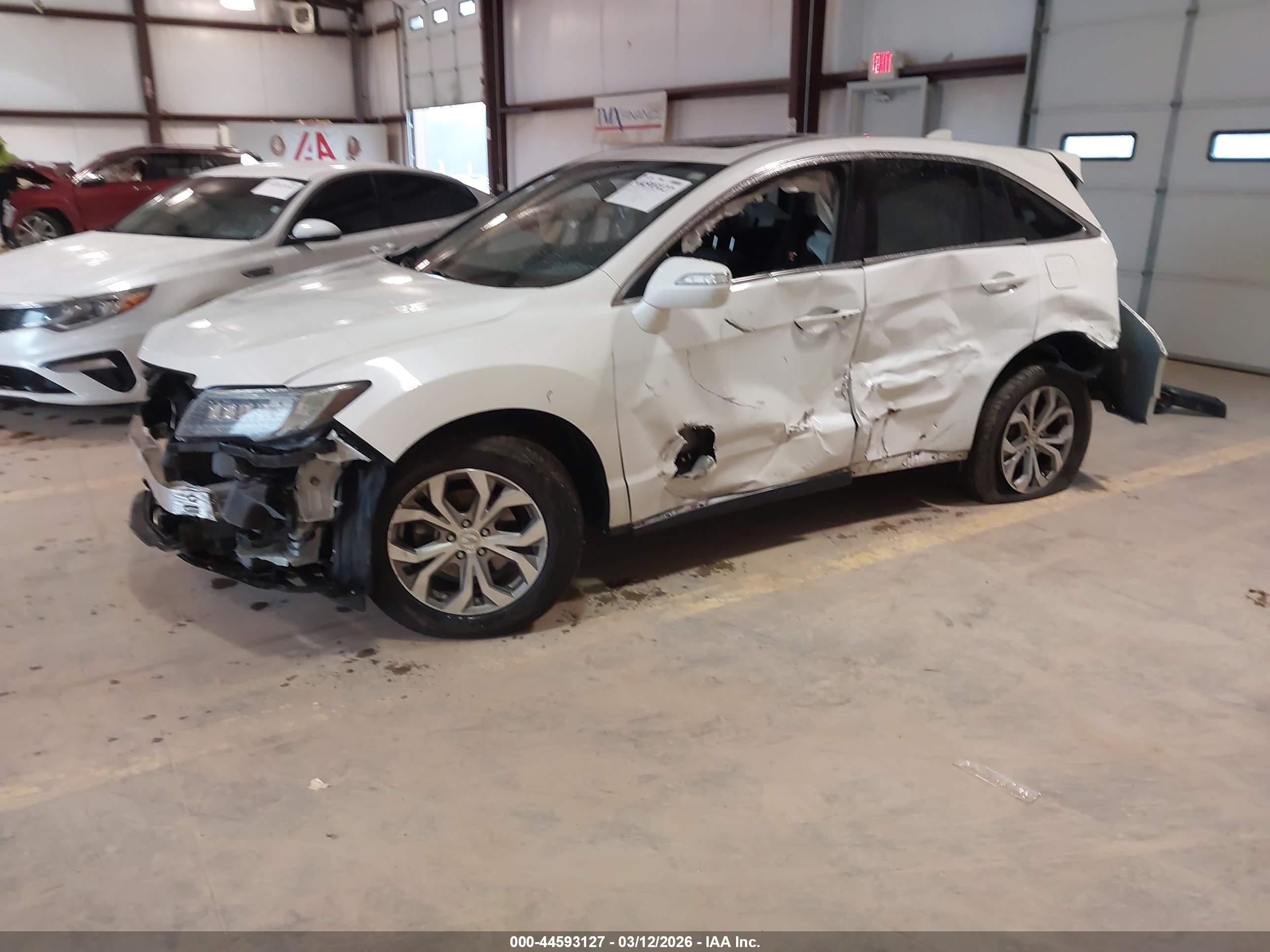 ACURA RDX image 2