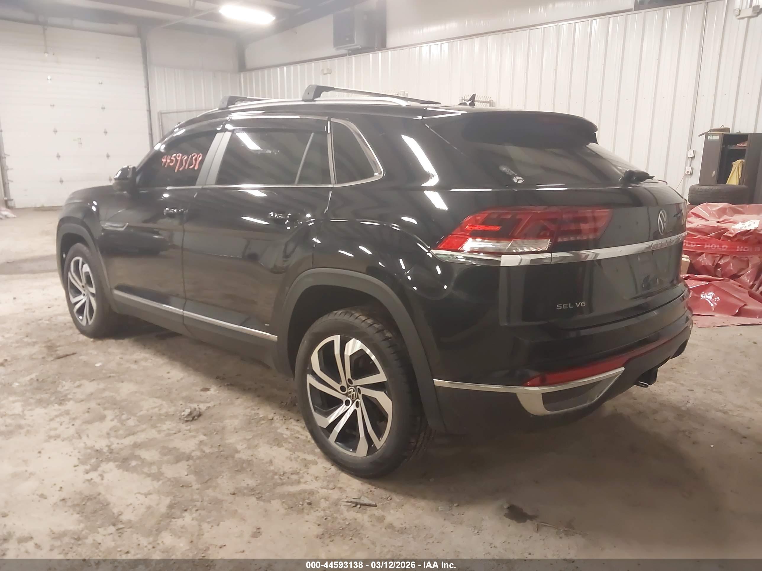 VOLKSWAGEN ATLAS image 3