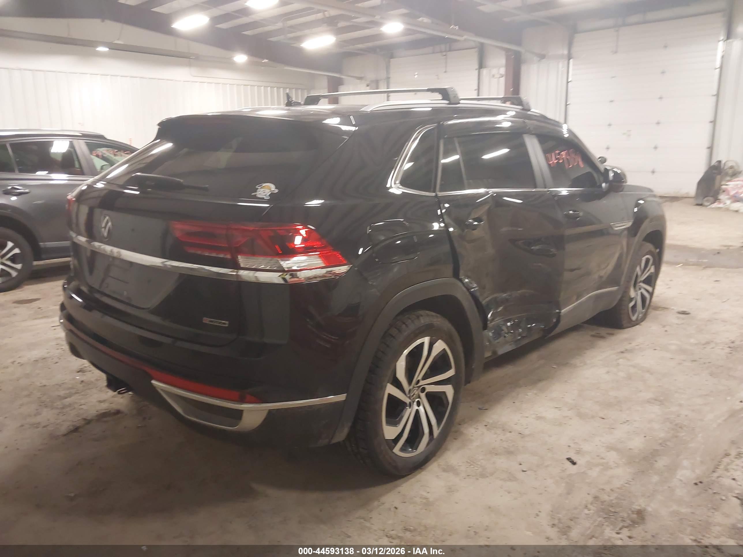 VOLKSWAGEN ATLAS image 4