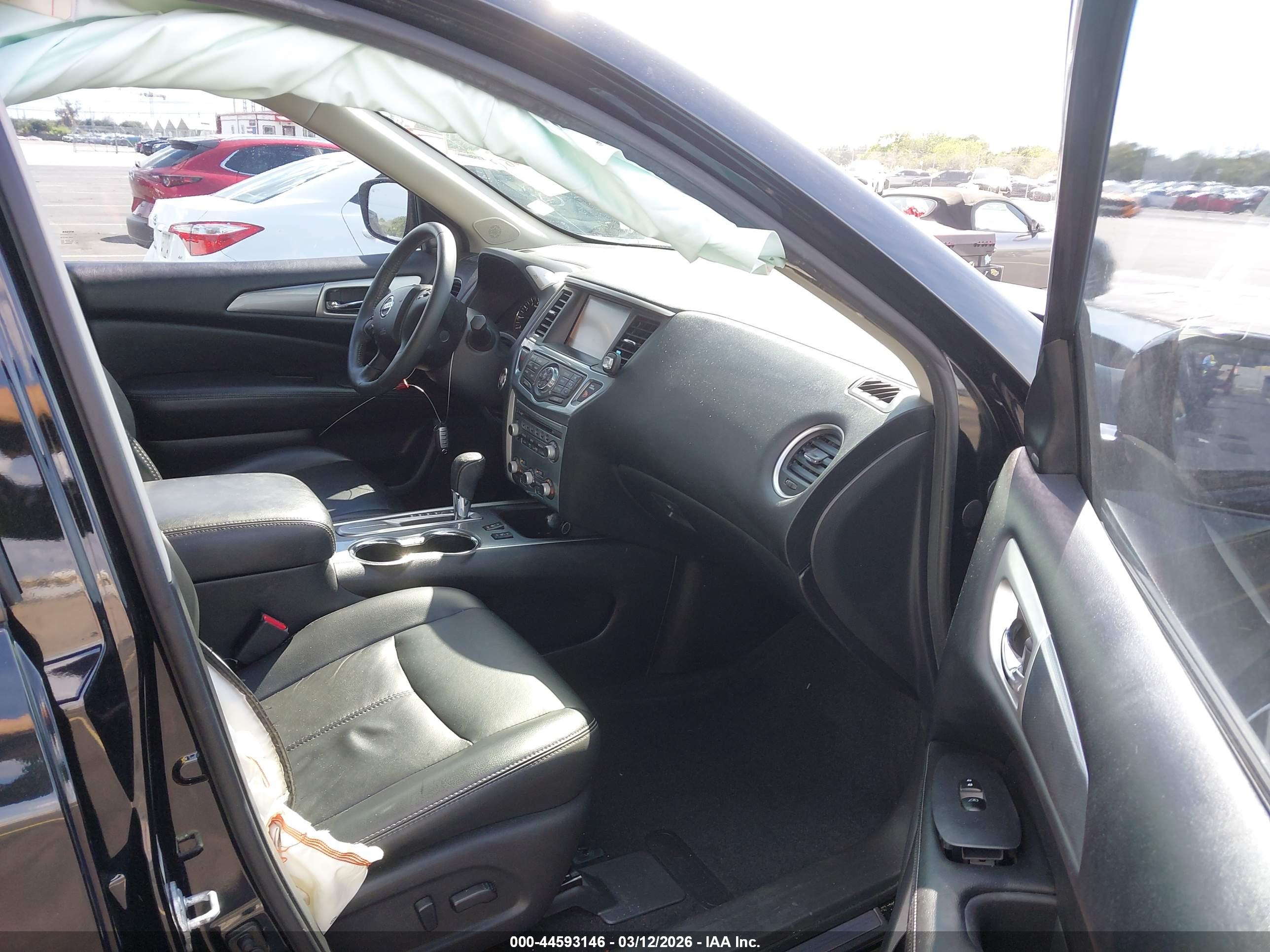 NISSAN PATHFINDER image 5