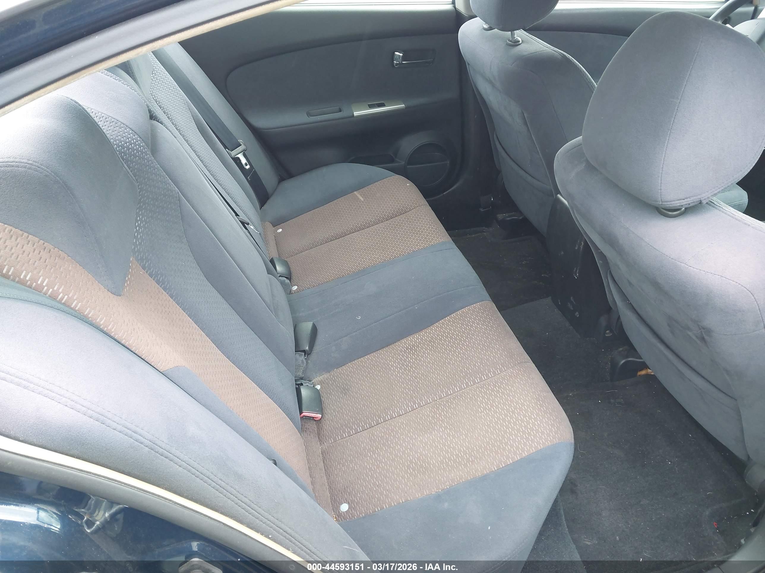 NISSAN ALTIMA image 8