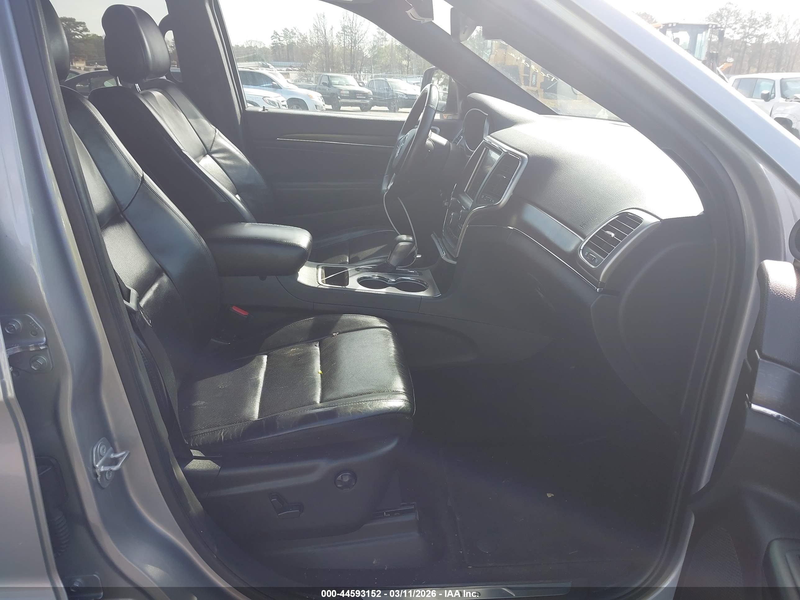 JEEP GRAND image 5