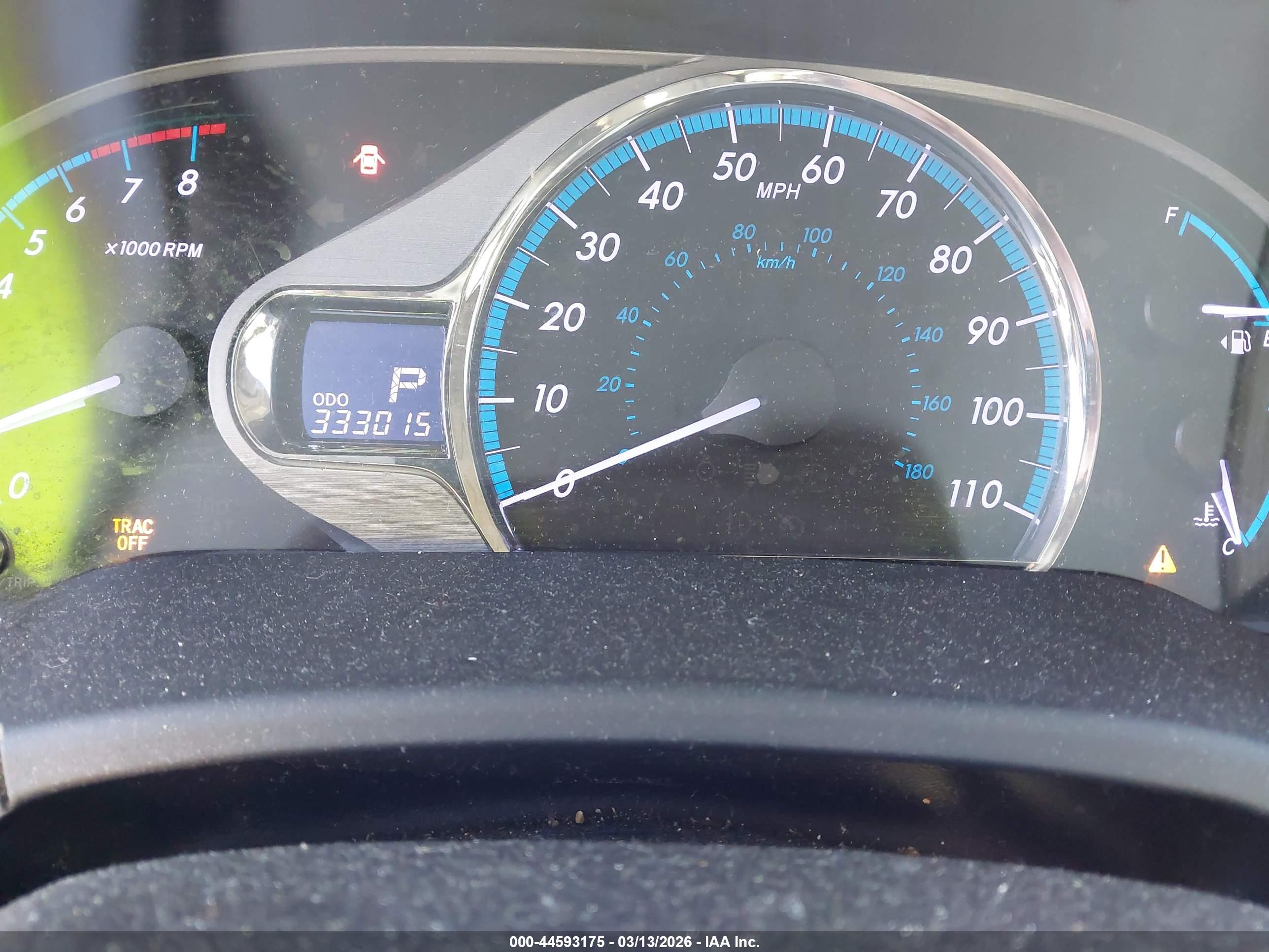 TOYOTA SIENNA image 7