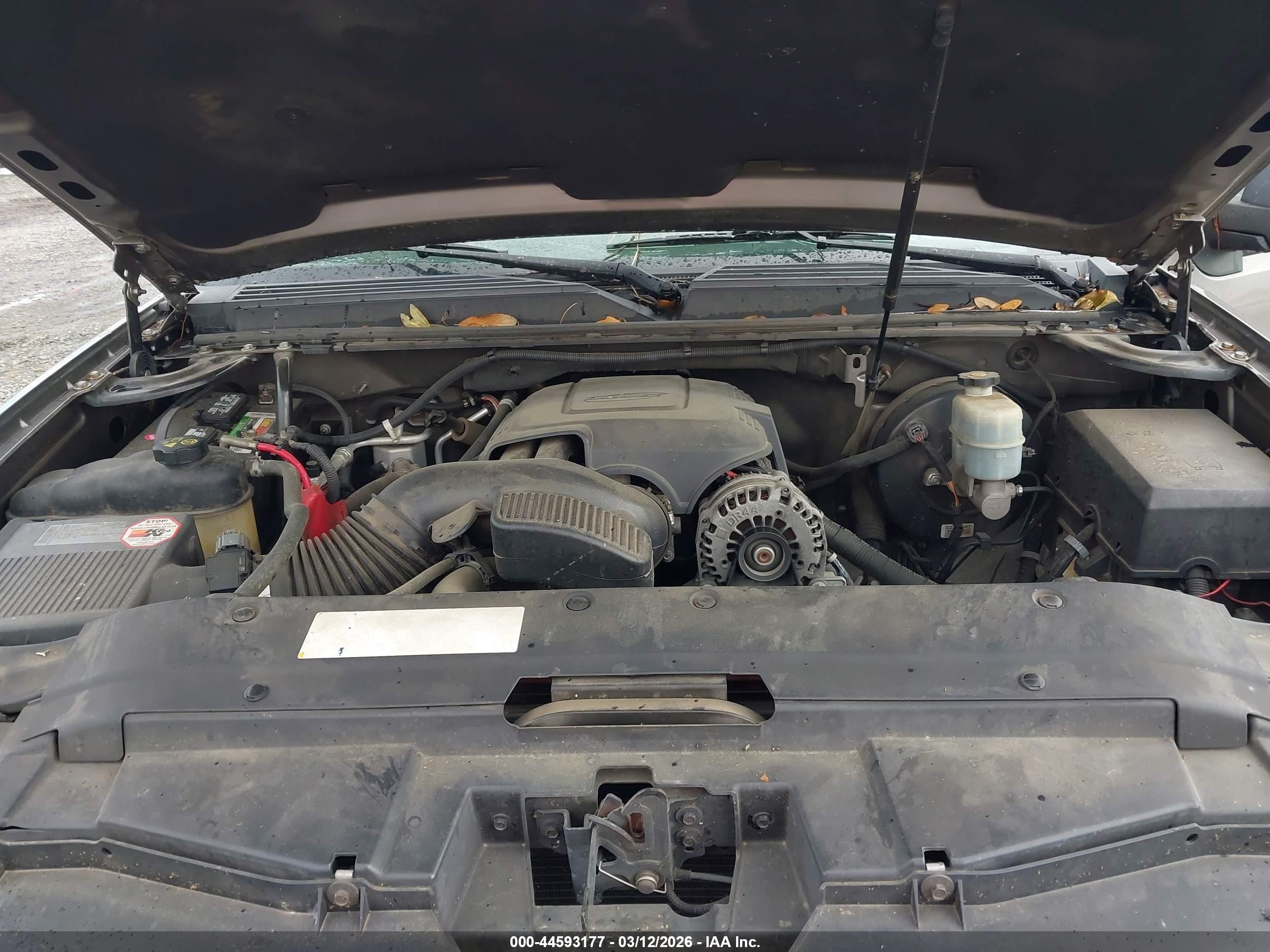 CHEVROLET TAHOE image 10