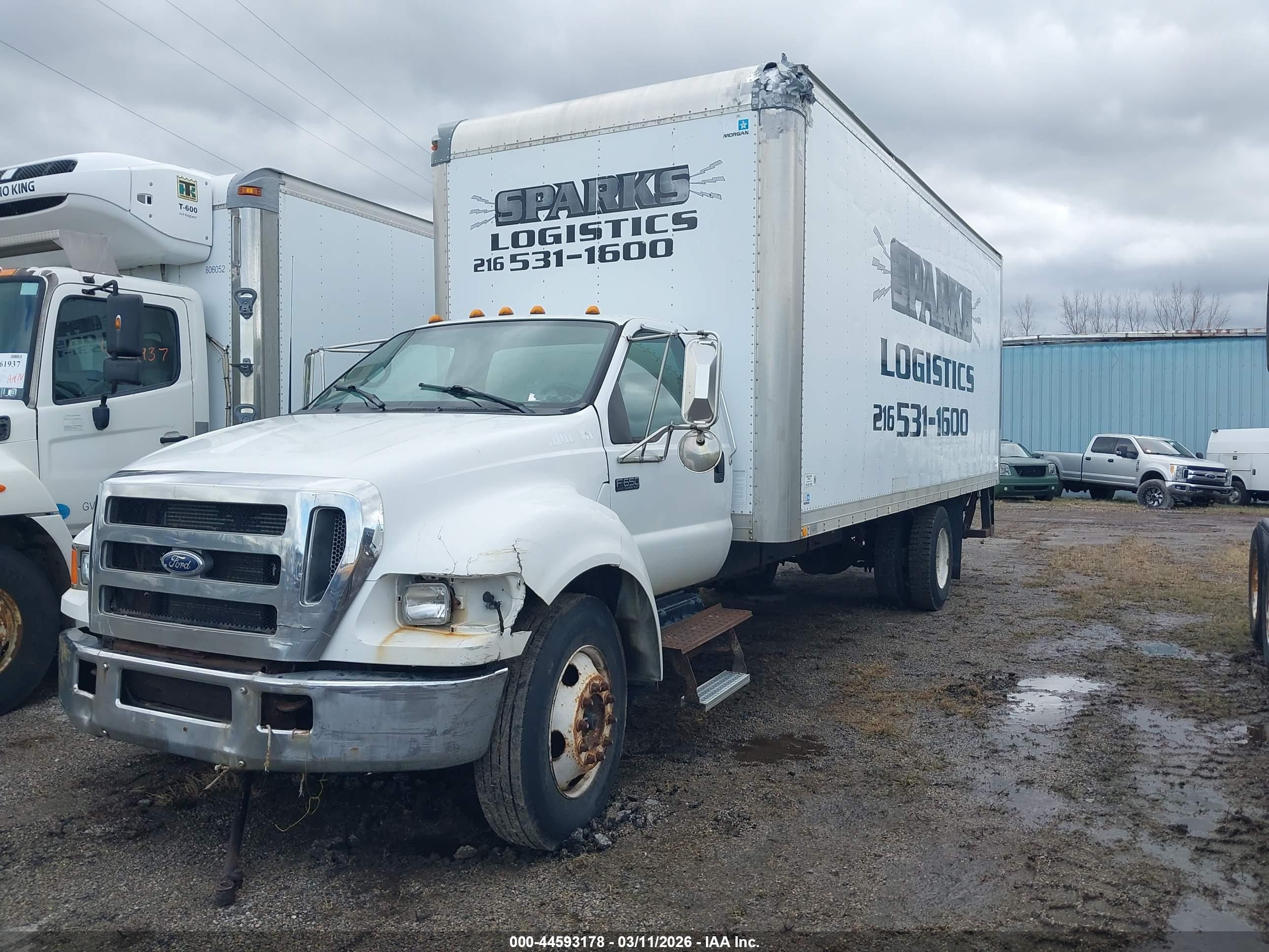 FORD F-650 image 2