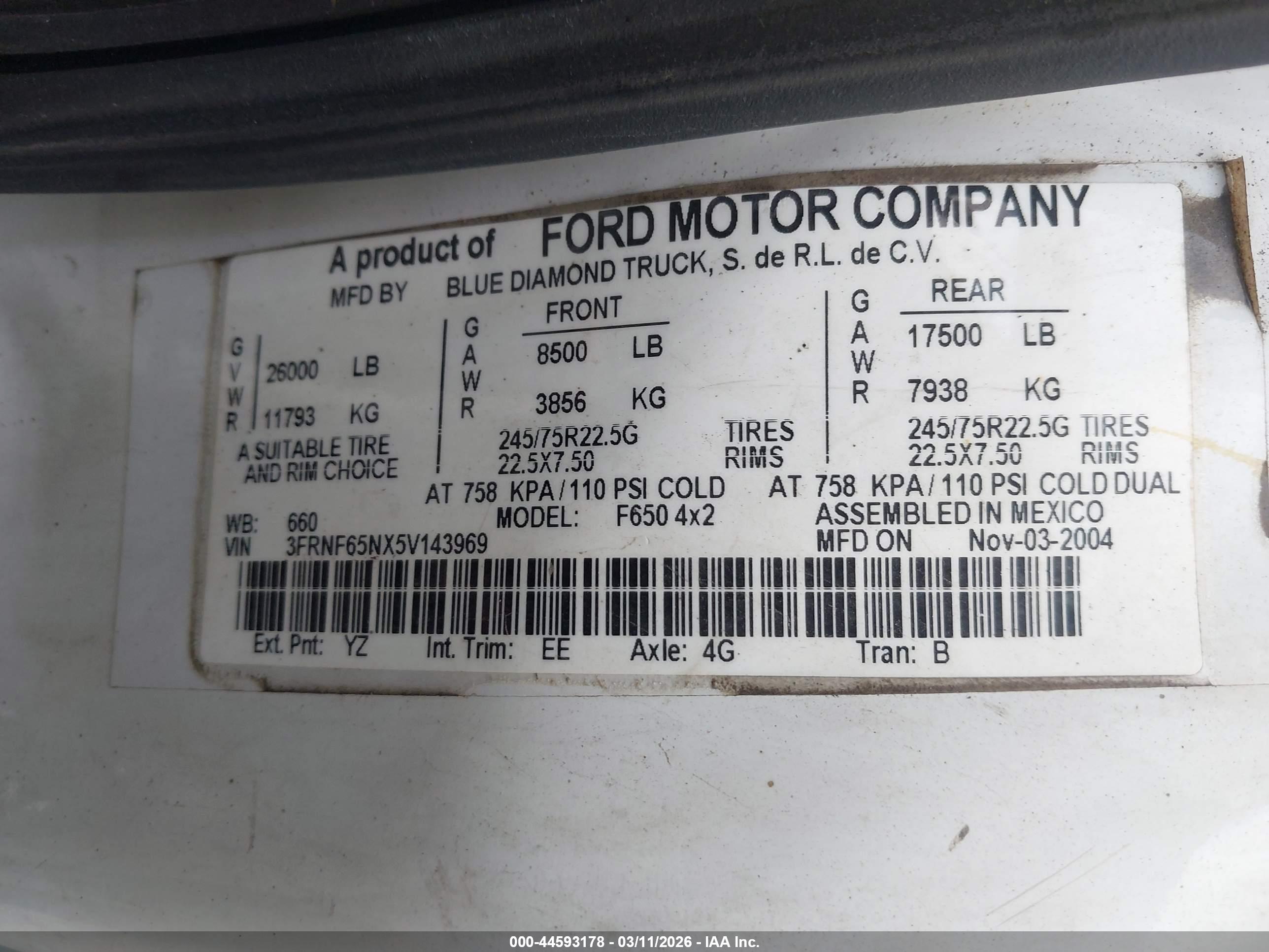 FORD F-650 image 9