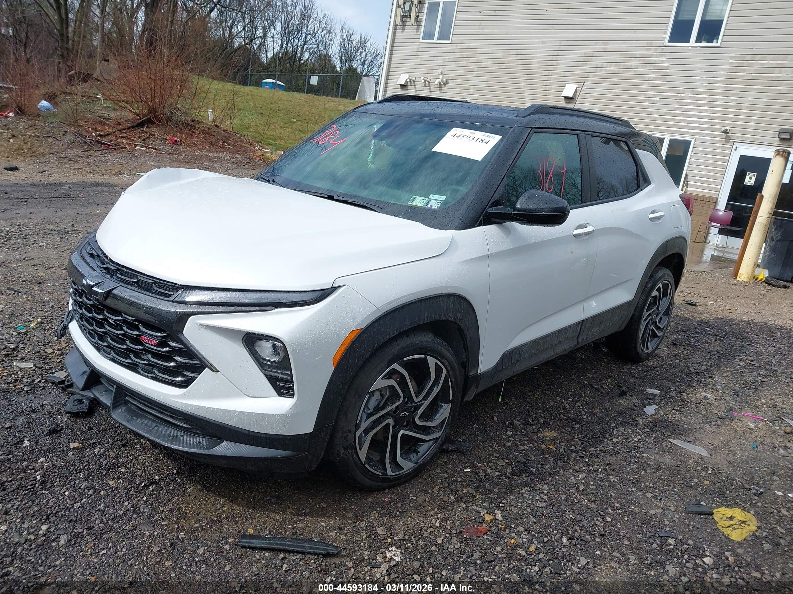 CHEVROLET TRAILBLAZER image 2